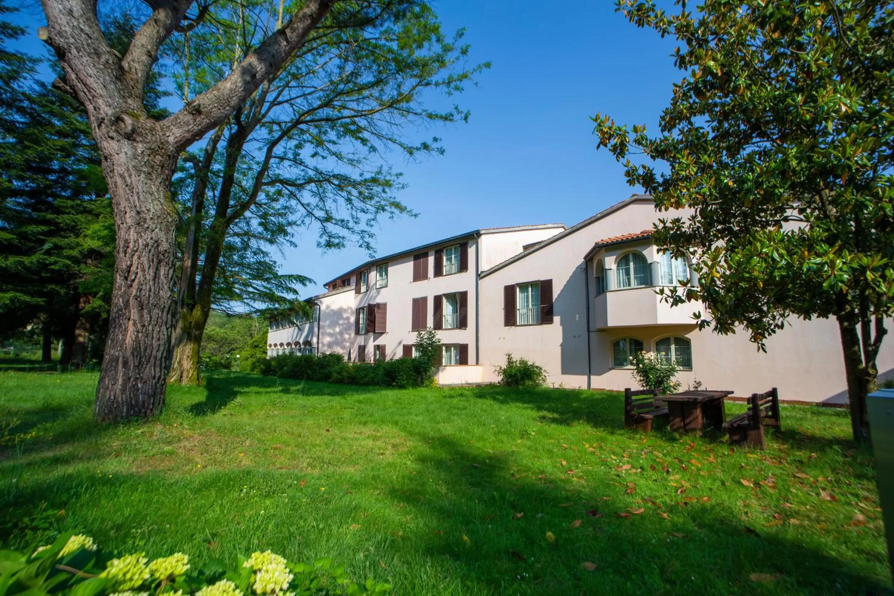 Garden, Property Building in Toscana Wellness Resort