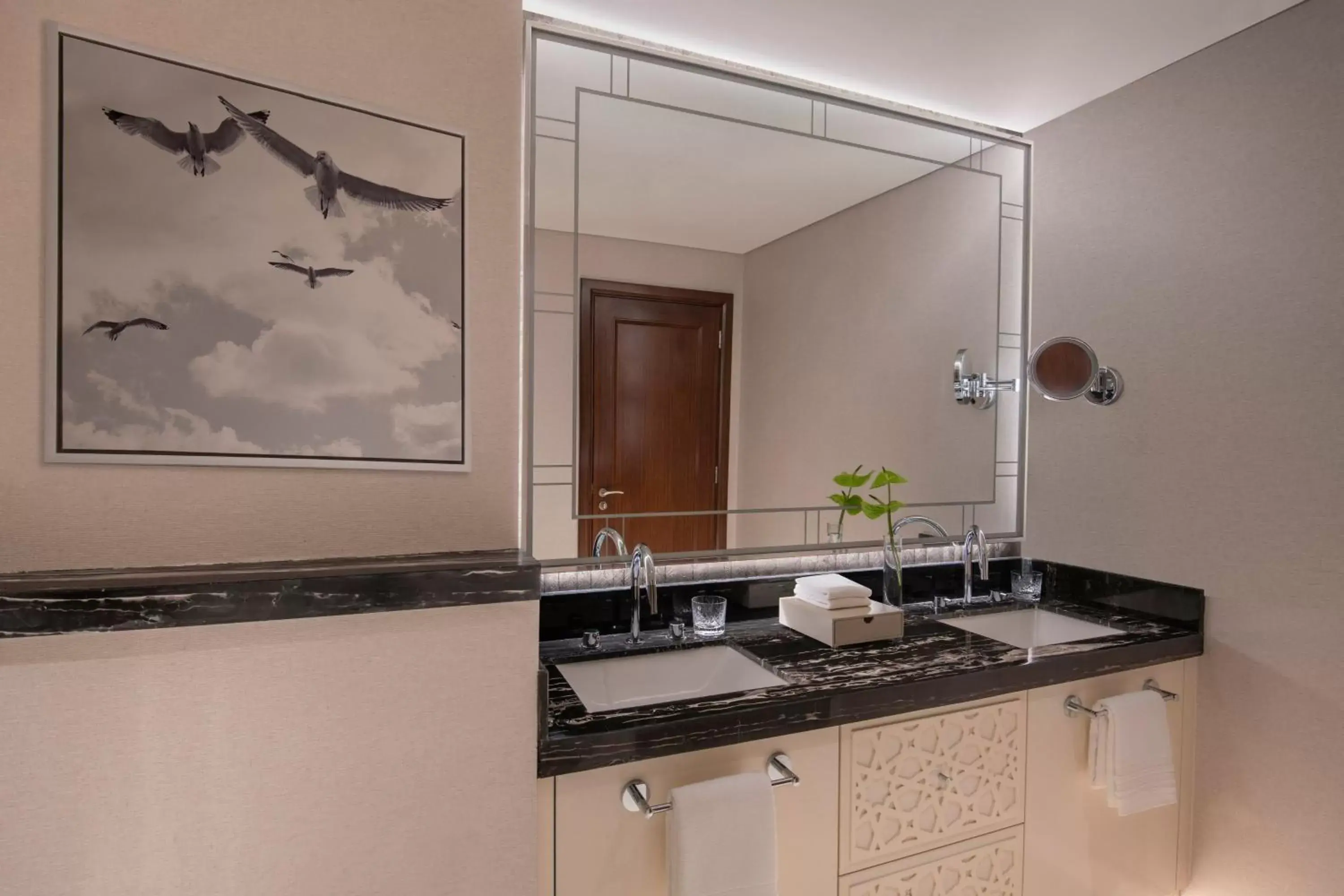 Bedroom, Bathroom in The St Regis Marsa Arabia Island, The Pearl Qatar
