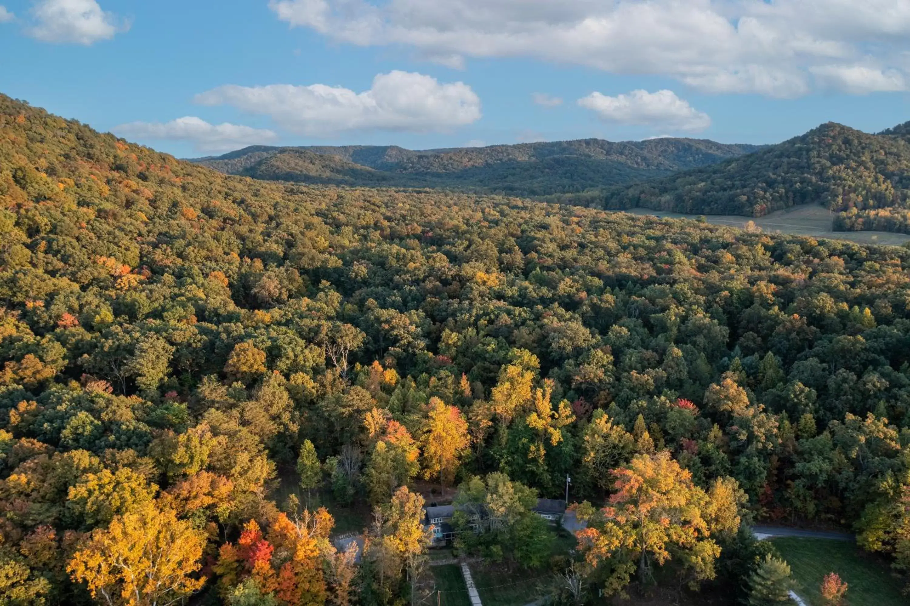 Natural landscape, Bird's-eye View in Historic Boone Tavern