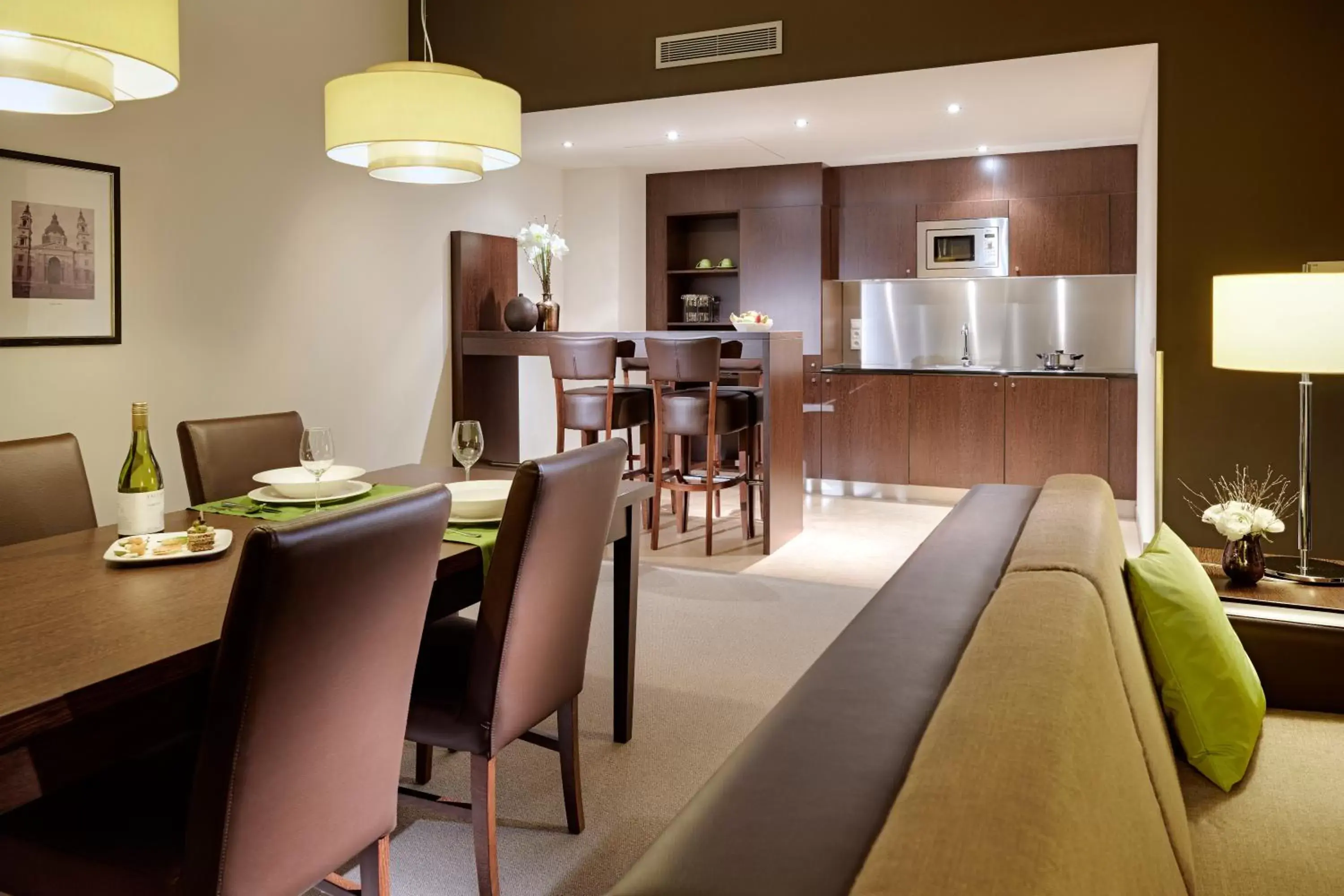 Bathroom, Dining Area in Lindner Hotel Antwerp, part of JdV by Hyatt