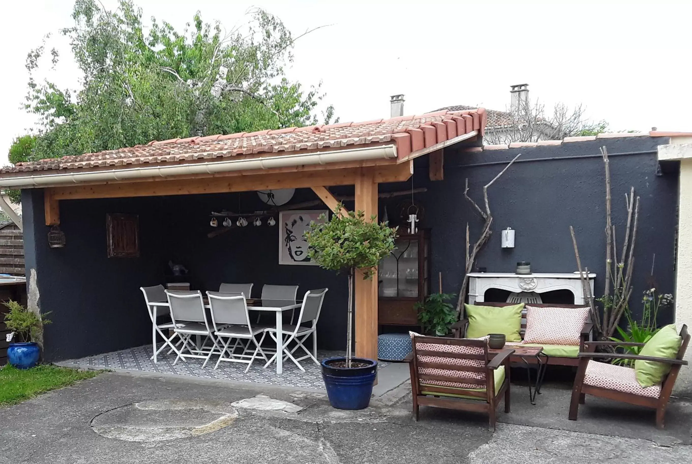 Patio in La Maison de Sylvie, chambres d'hôtes à Tarbes