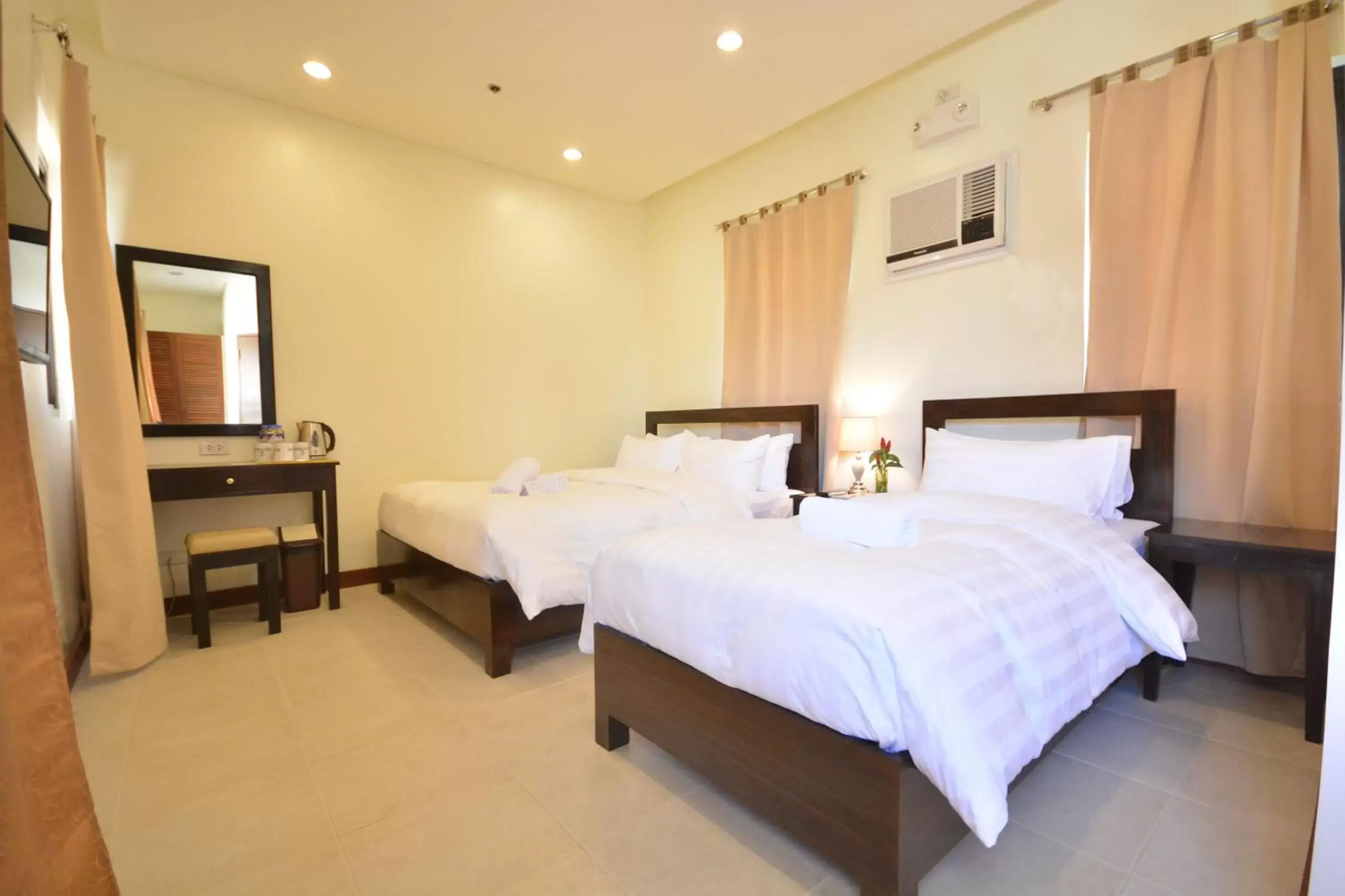 Bedroom, Bed in Southwind Palawan