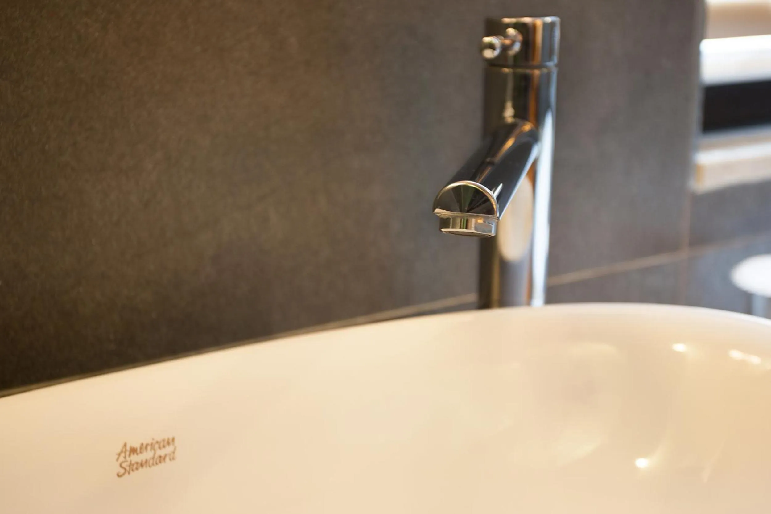 Shower in Hotel Pharos