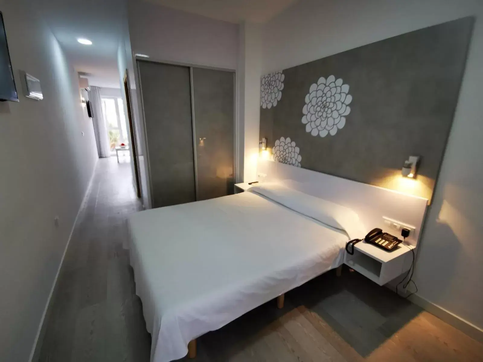 Bedroom, Bed in Sol Playa Suites