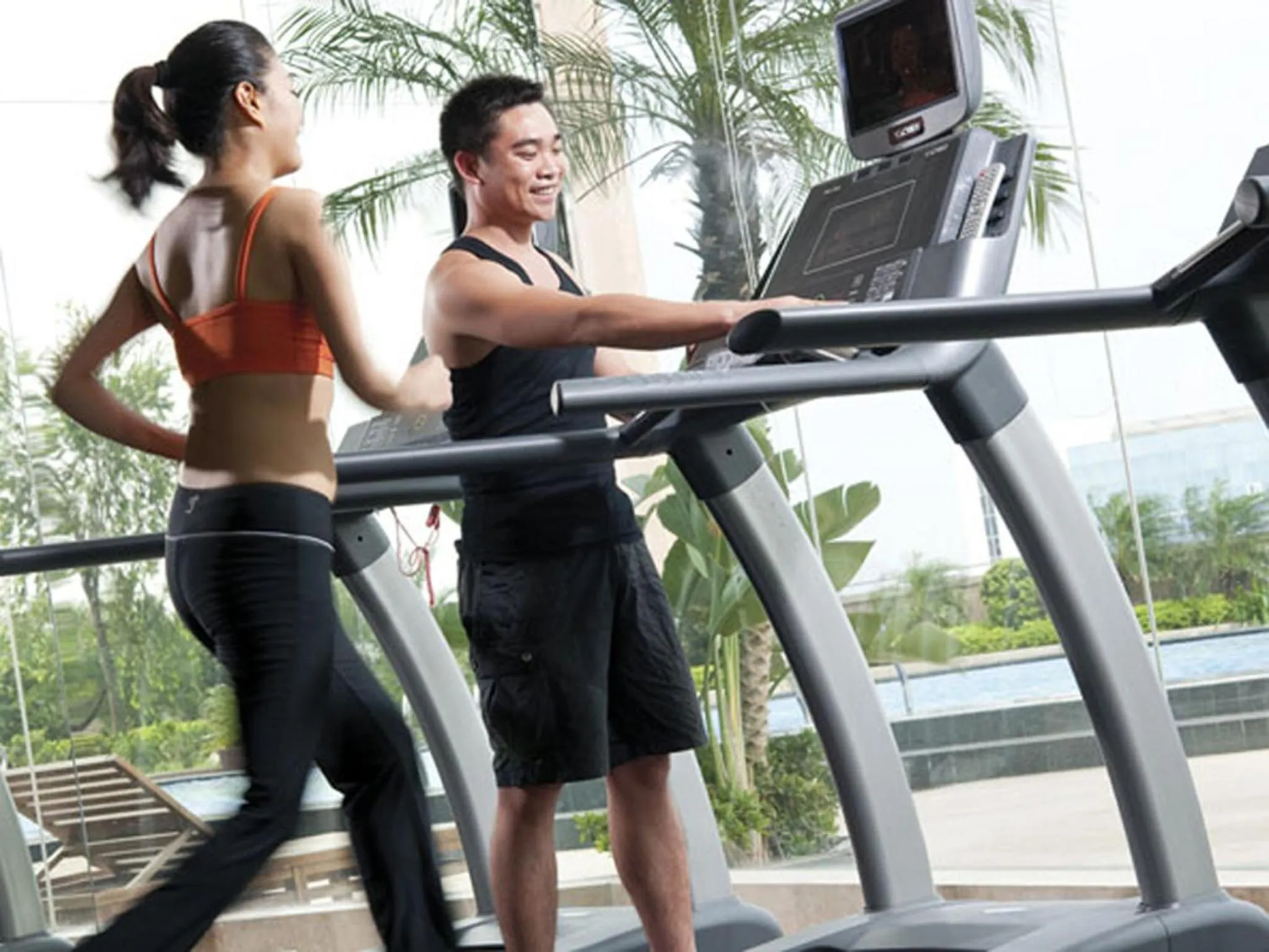 Fitness centre/facilities in HJ International Hotel