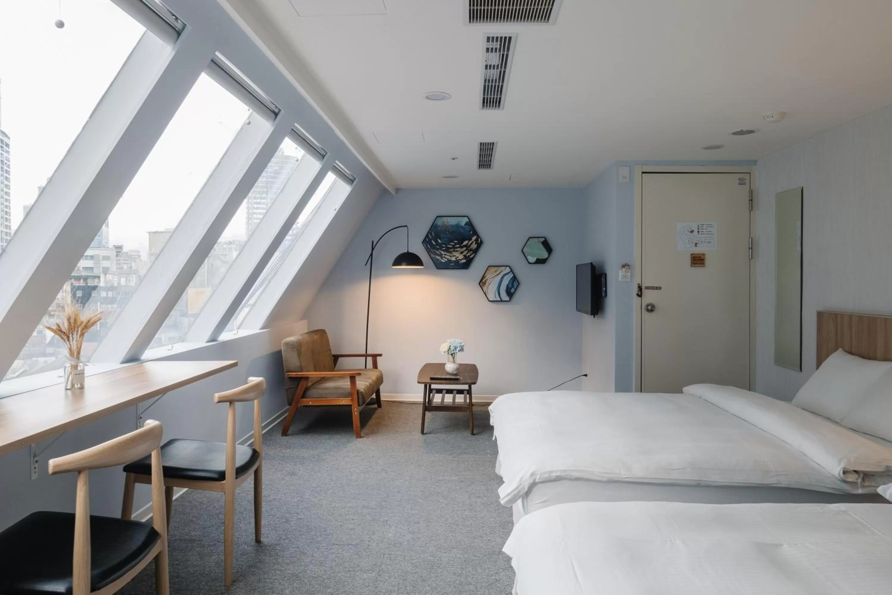 City view, Bed in Hotel attic