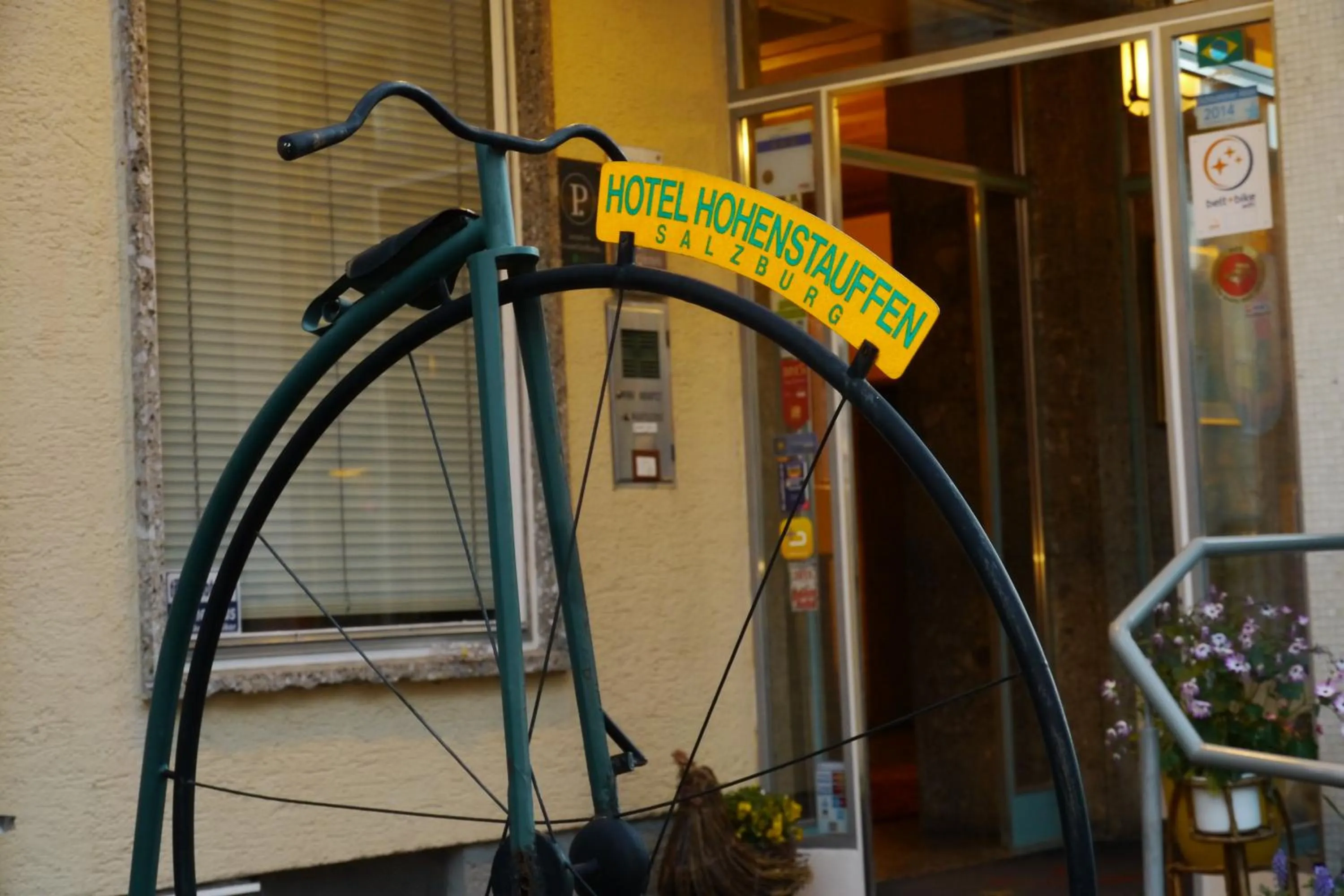 Decorative detail in Hotel Hohenstauffen