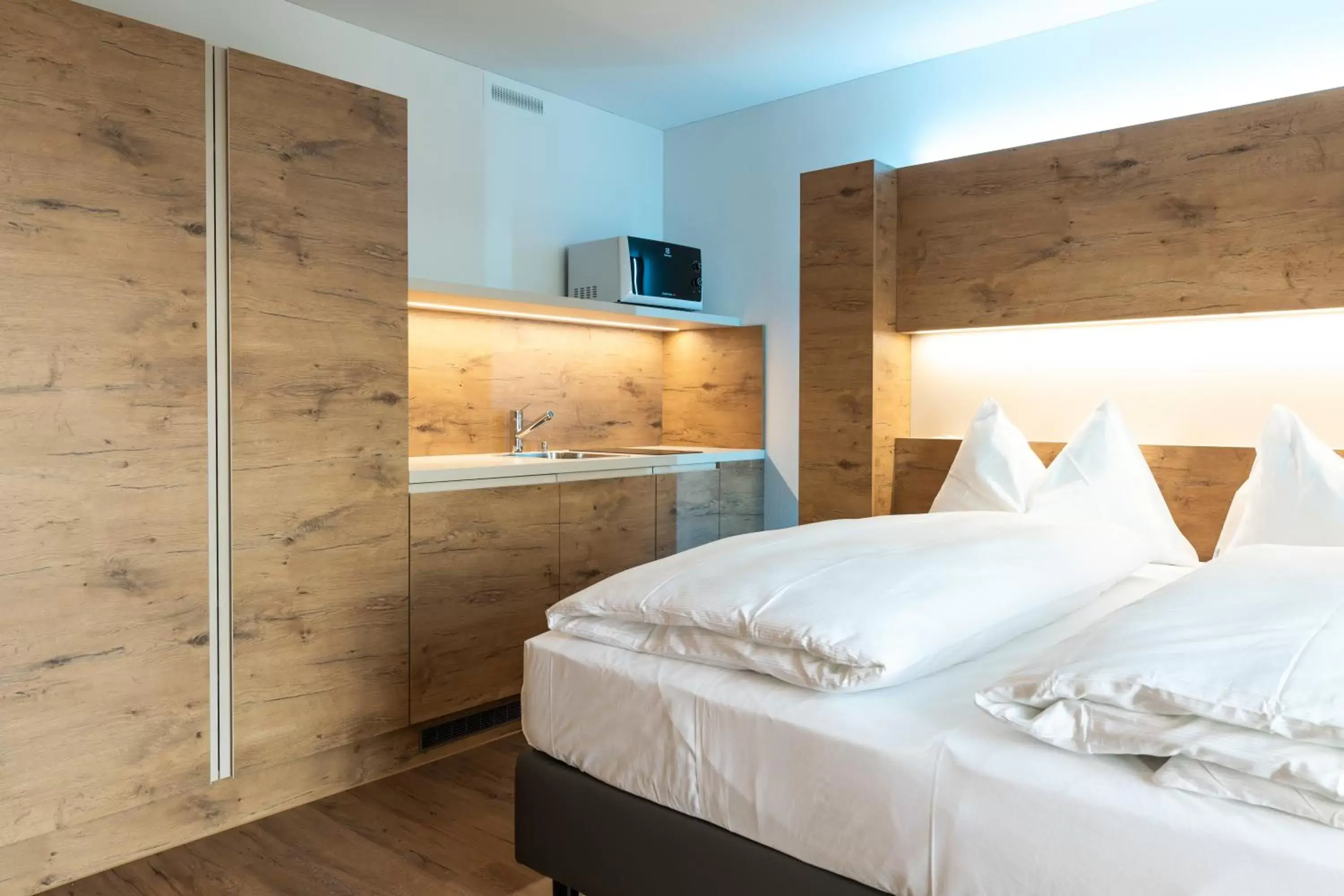 Bed in TRIP INN JET HOTEL Zürich Airport Bed in TRIP INN JET HOTEL Zürich Airport