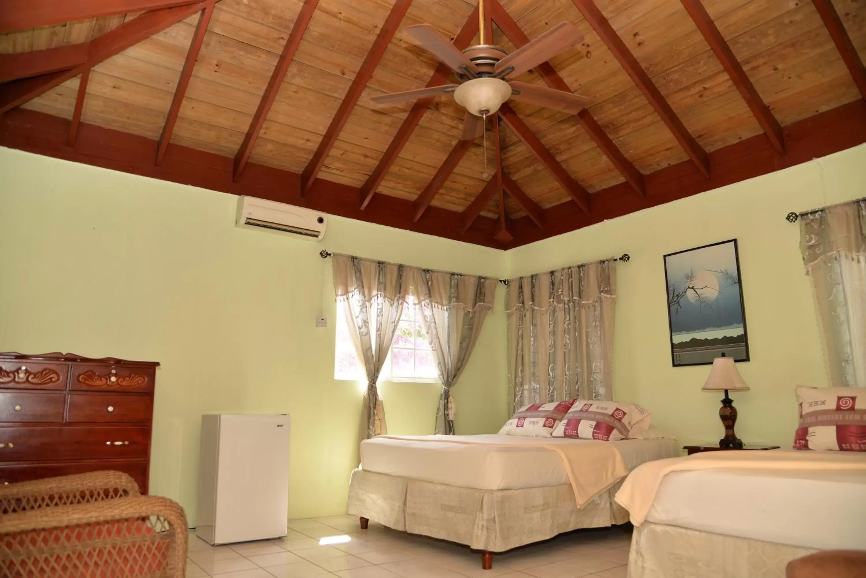 Bedroom, Seating Area in Castlevue B&B