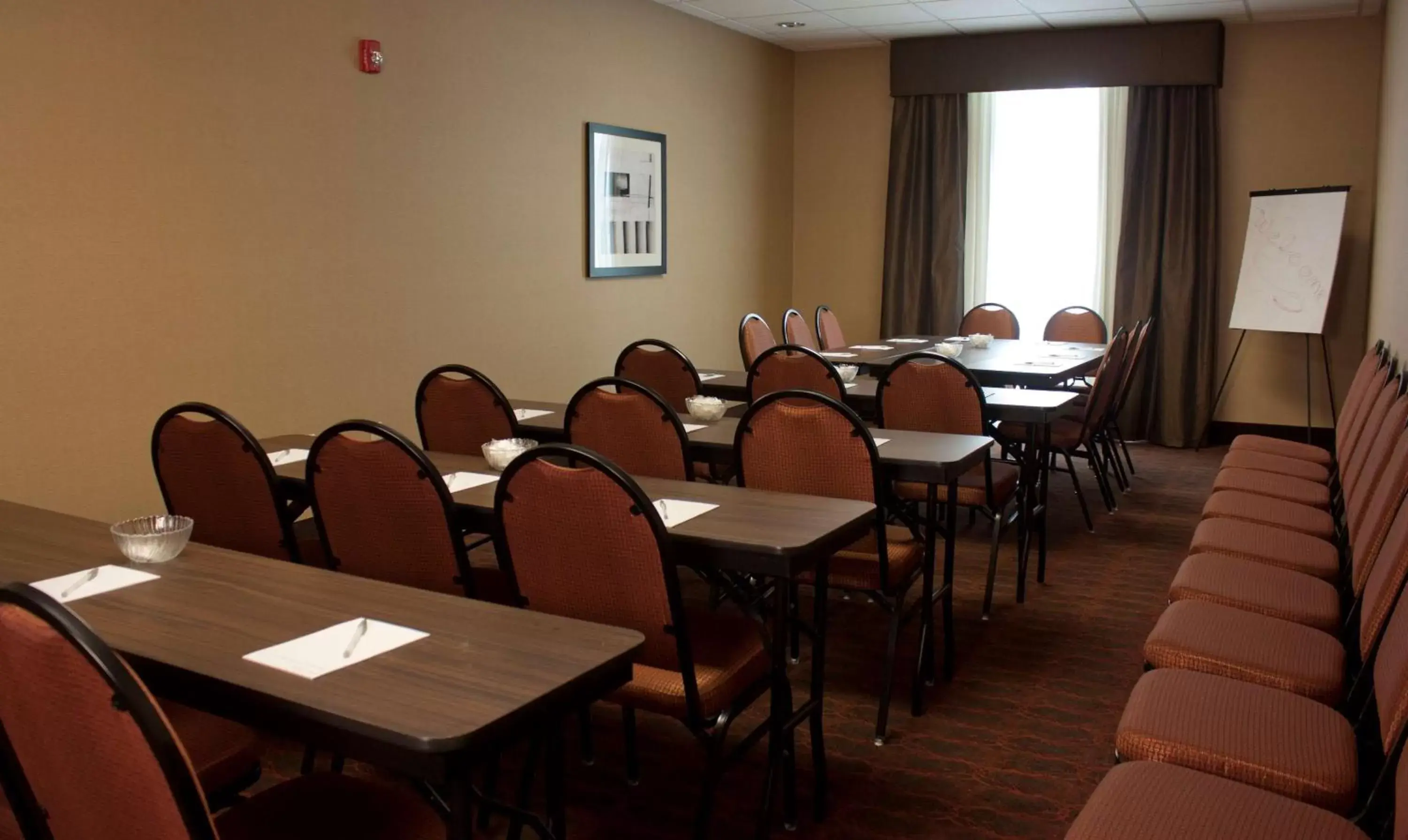 Meeting/conference room, Restaurant/Places to Eat in Hampton Inn - Burlington