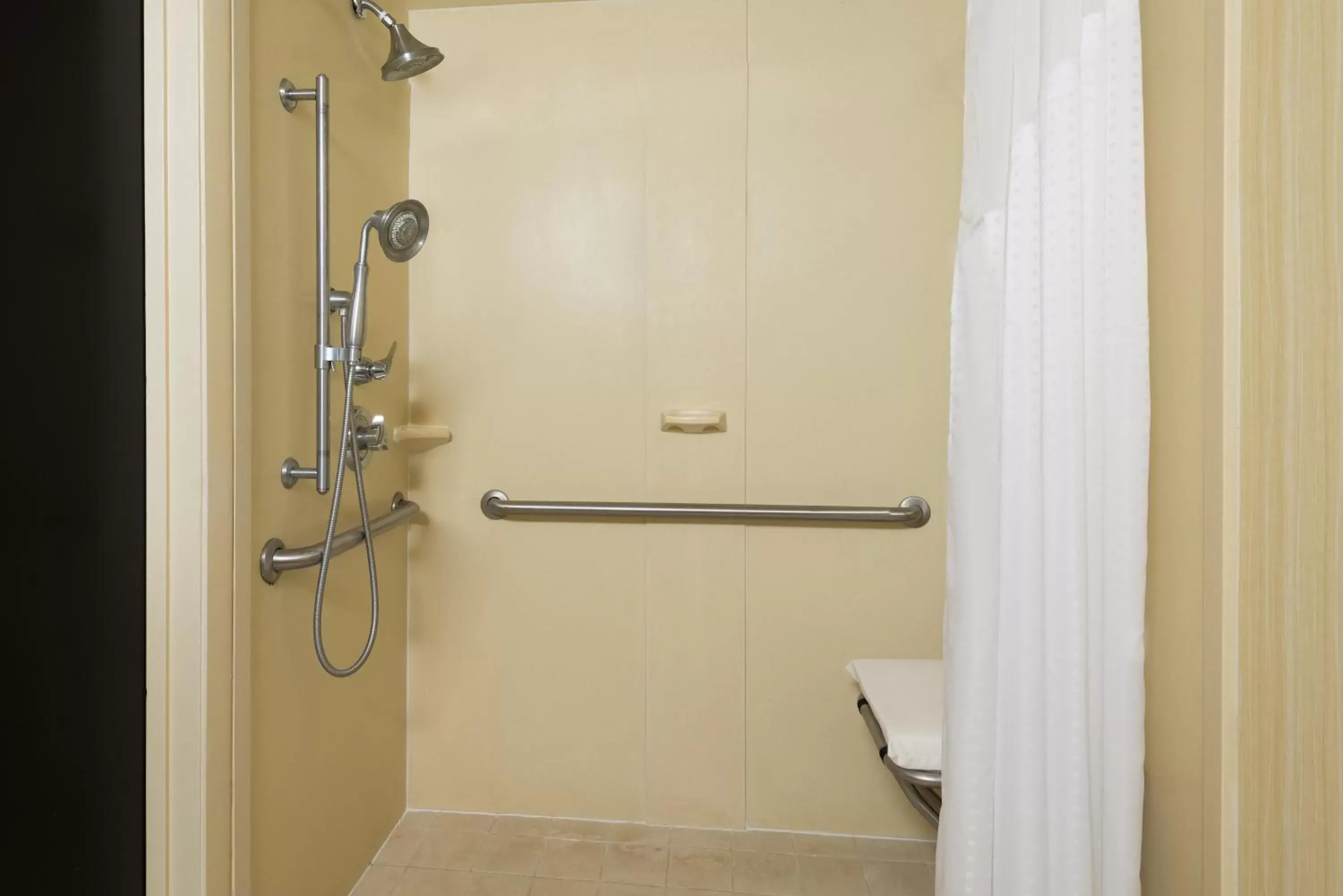 Photo of the whole room, Bathroom in Holiday Inn Express Hotel & Suites Kendall East-Miami, an IHG Hotel