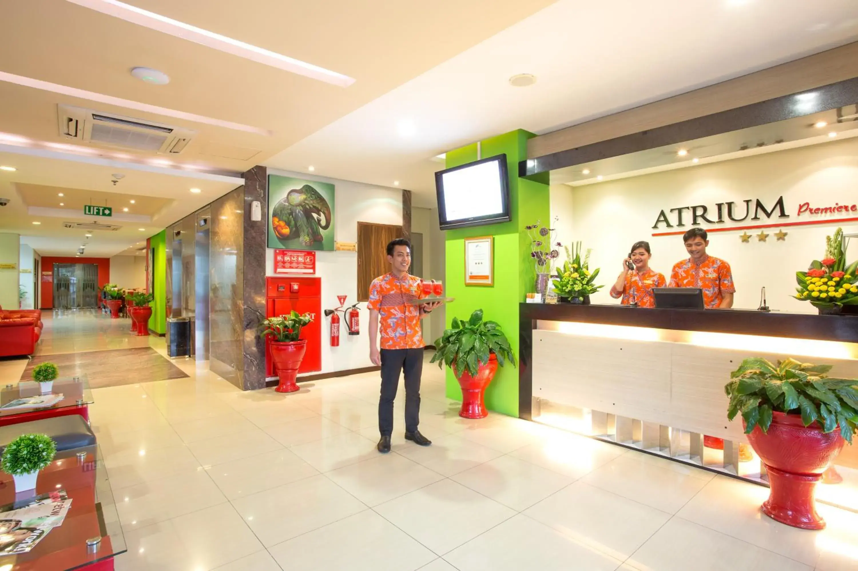 Lobby or reception in Atrium Premiere Hotel