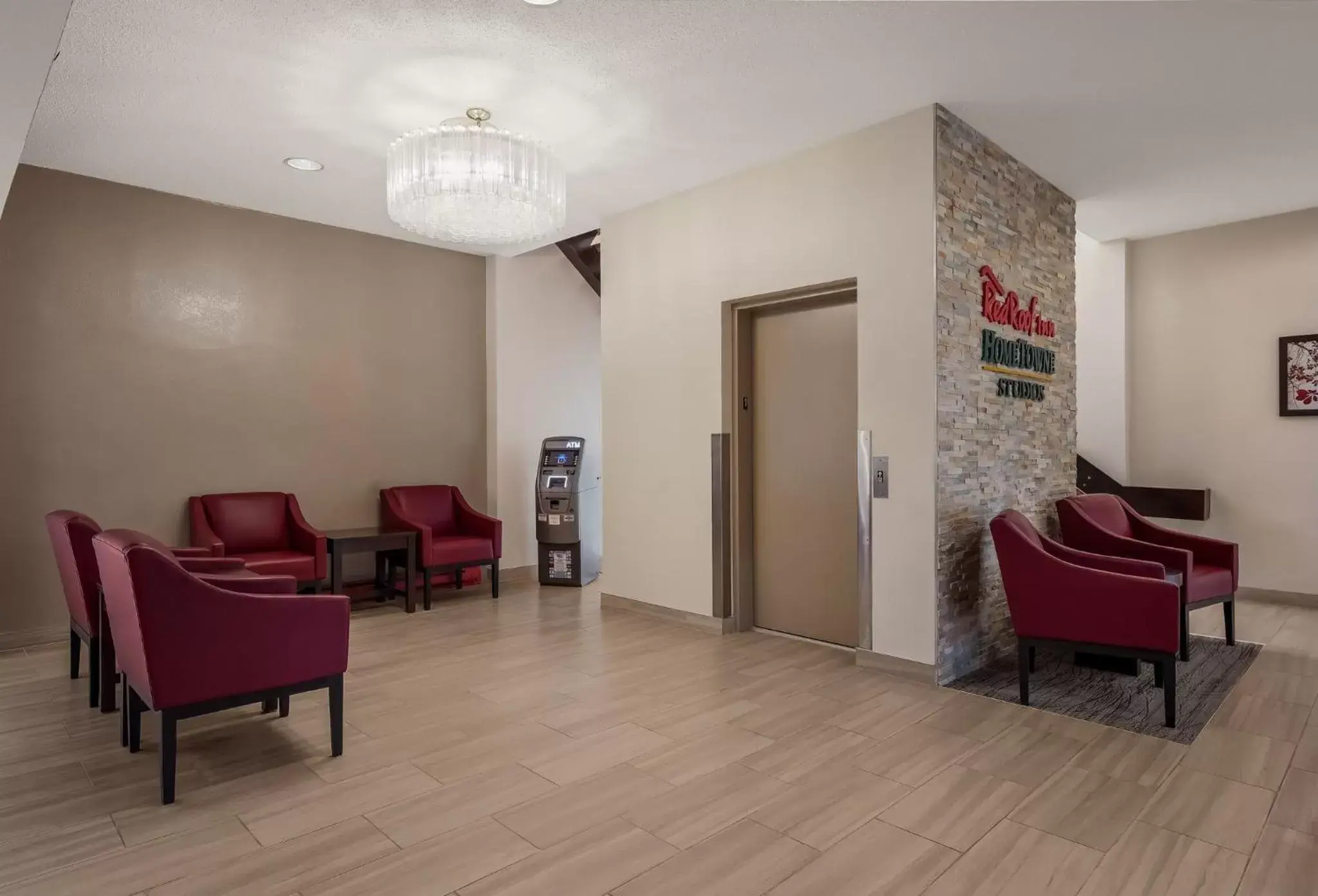 Lobby or reception, Seating Area in Red Roof Inn Painted Post