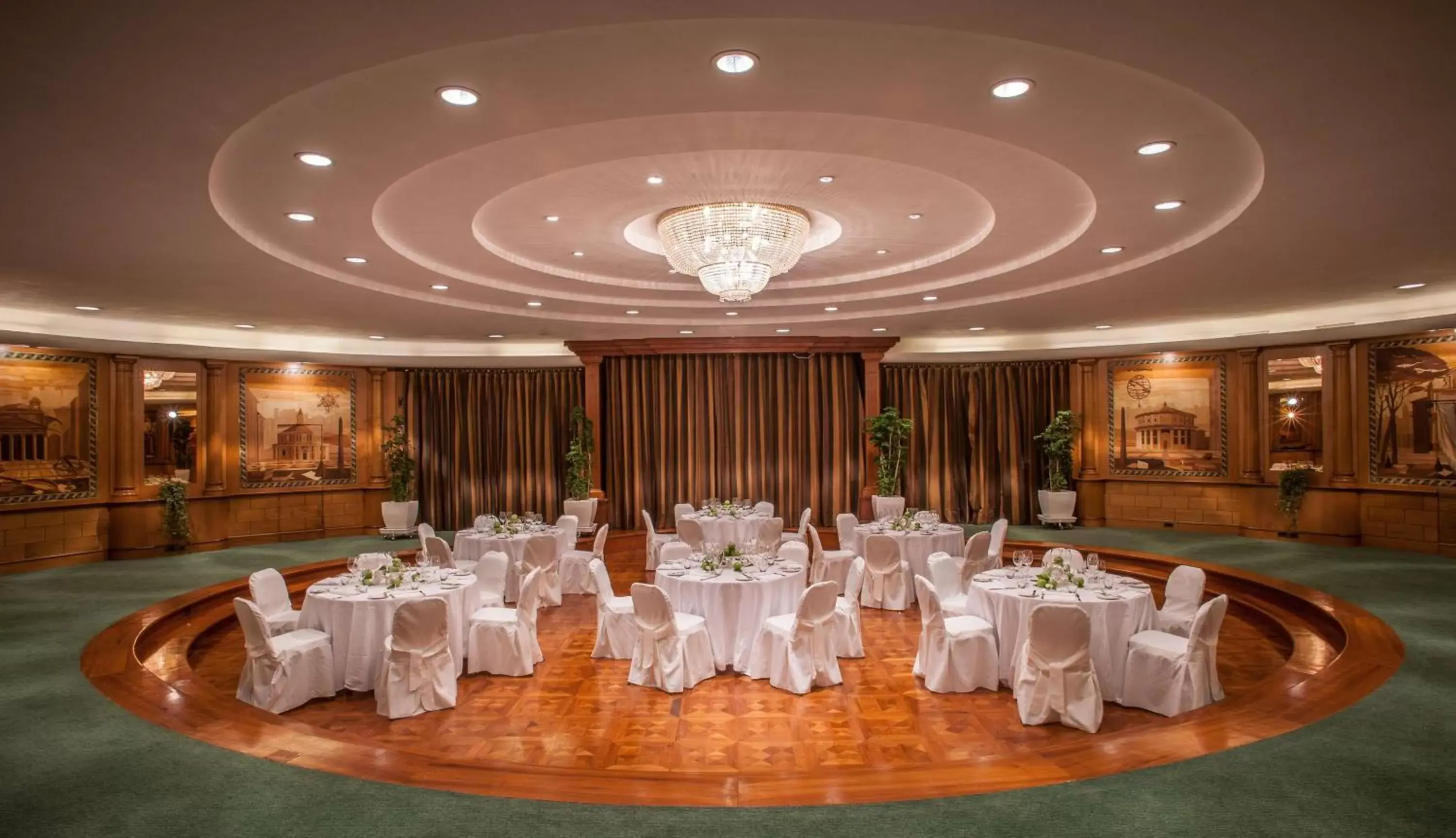 Meeting/conference room, Banquet Facilities in Rome Cavalieri, A Waldorf Astoria Hotel