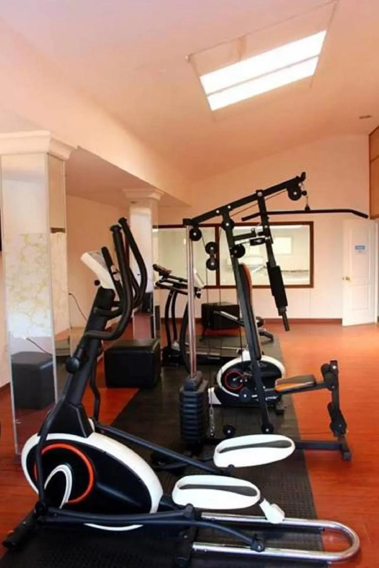 Fitness centre/facilities, Fitness Center/Facilities in Howard Johnson Hotel Rinconada de Los Andes