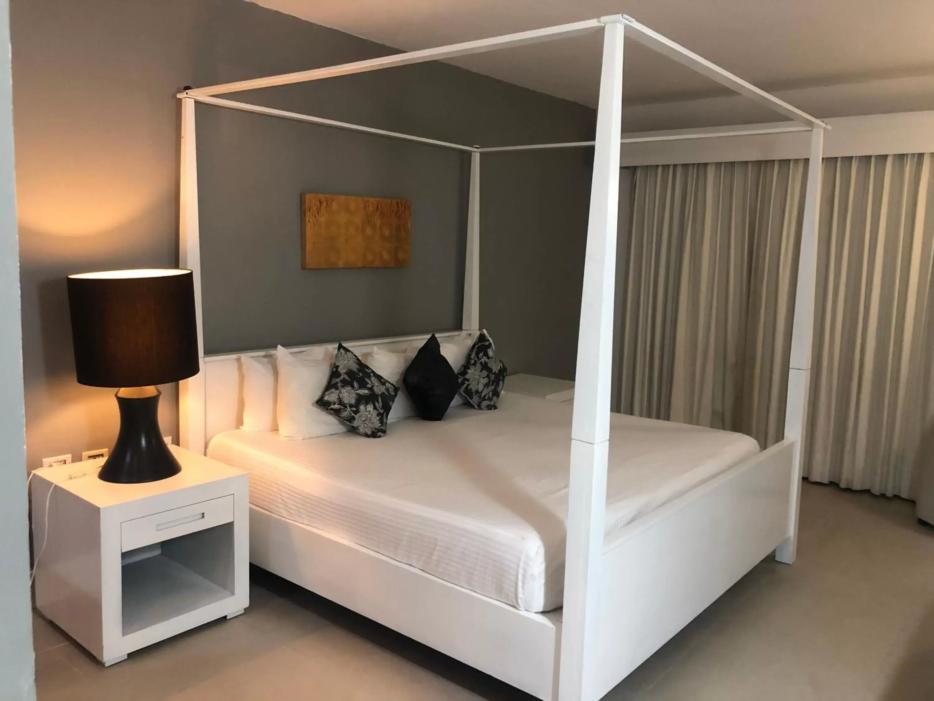 Bed in Aldea Thai