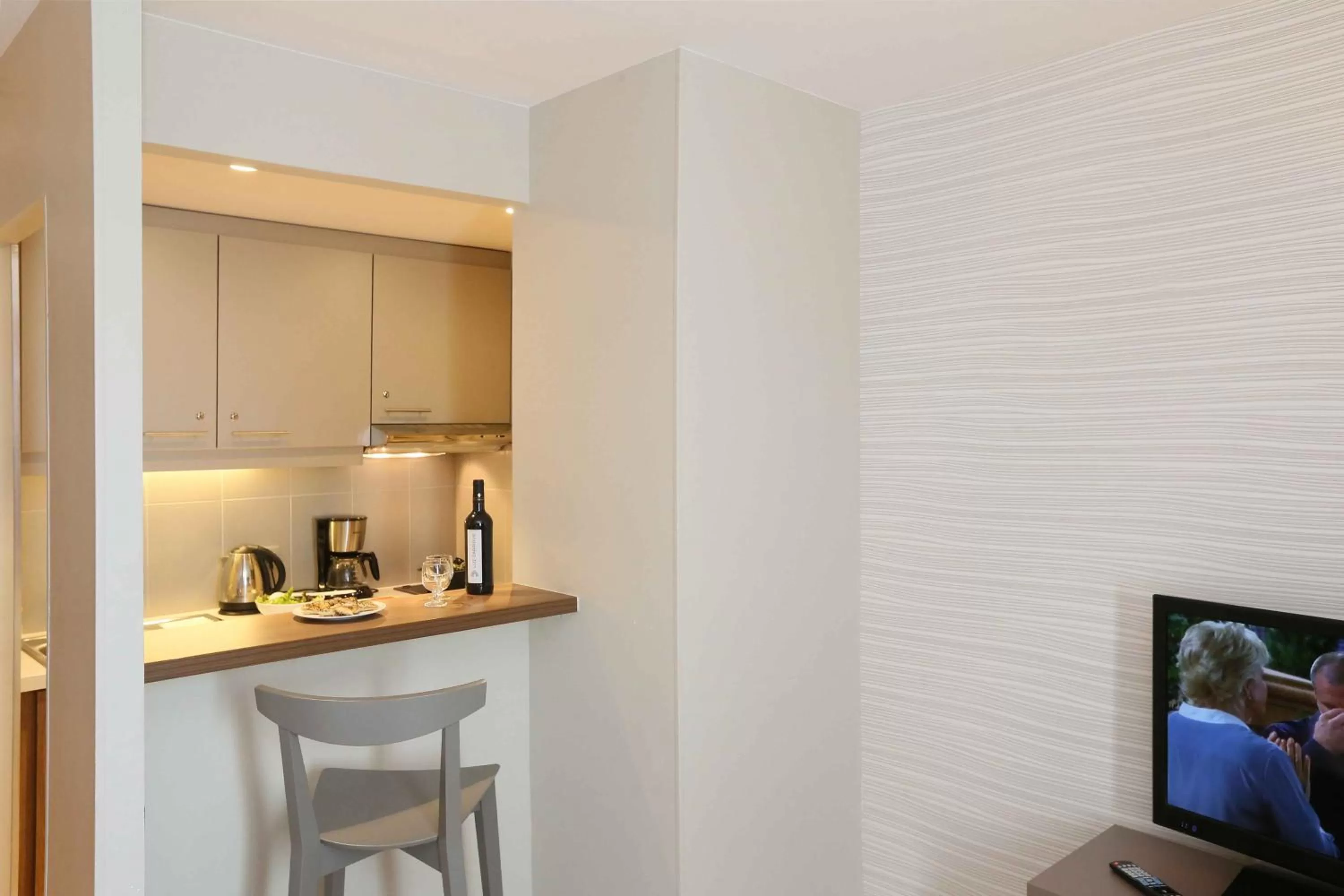 Kitchen or kitchenette in Adagio Original Thoiry Genève