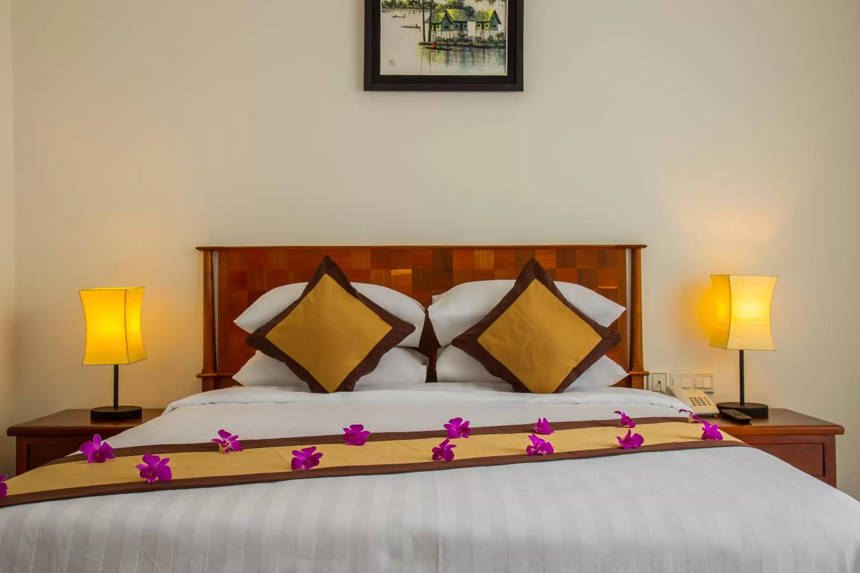 Bedroom, Bed in Glorious Hotel & Spa