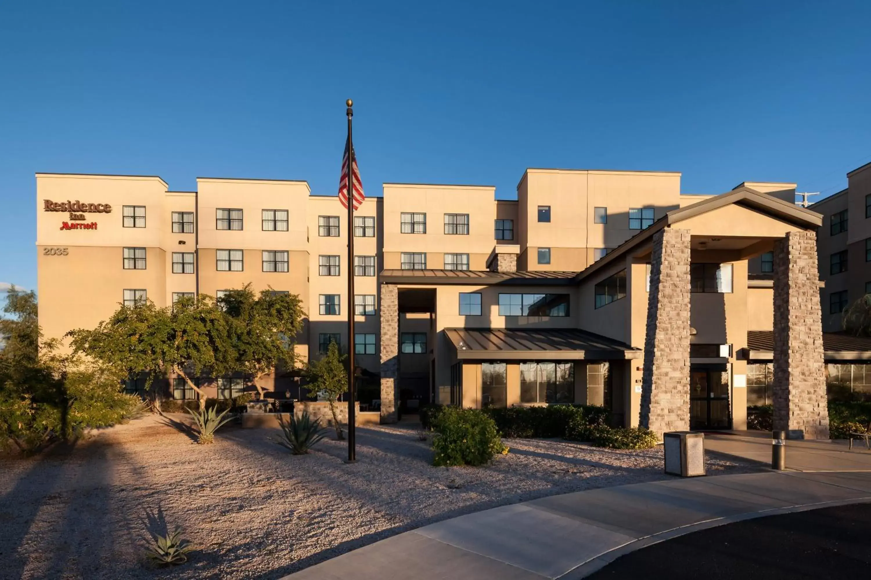 Property Building in Residence Inn Phoenix North Happy Valley