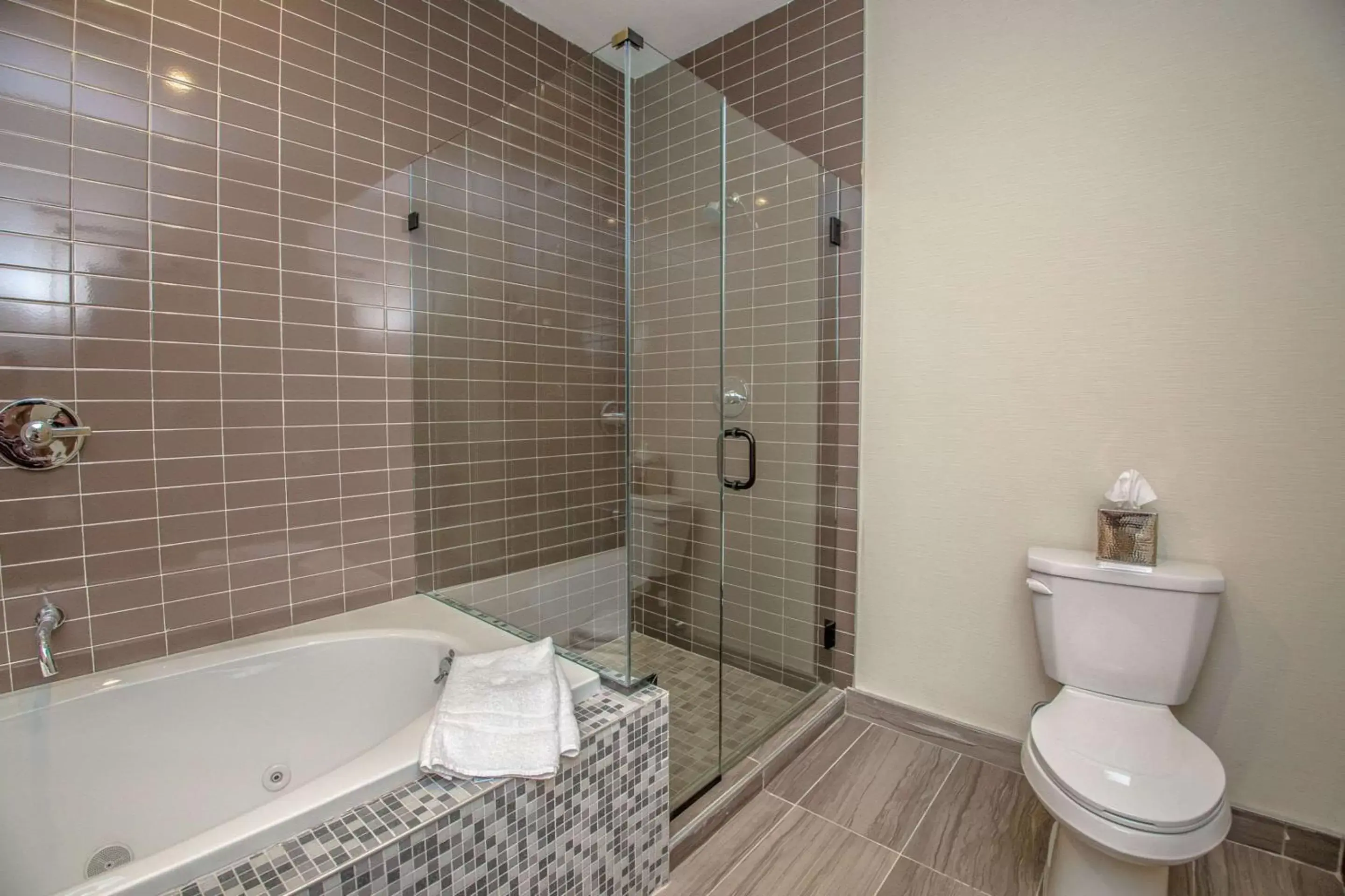 Bathroom in The Chandler at White Mountains, Ascend Hotel Collection