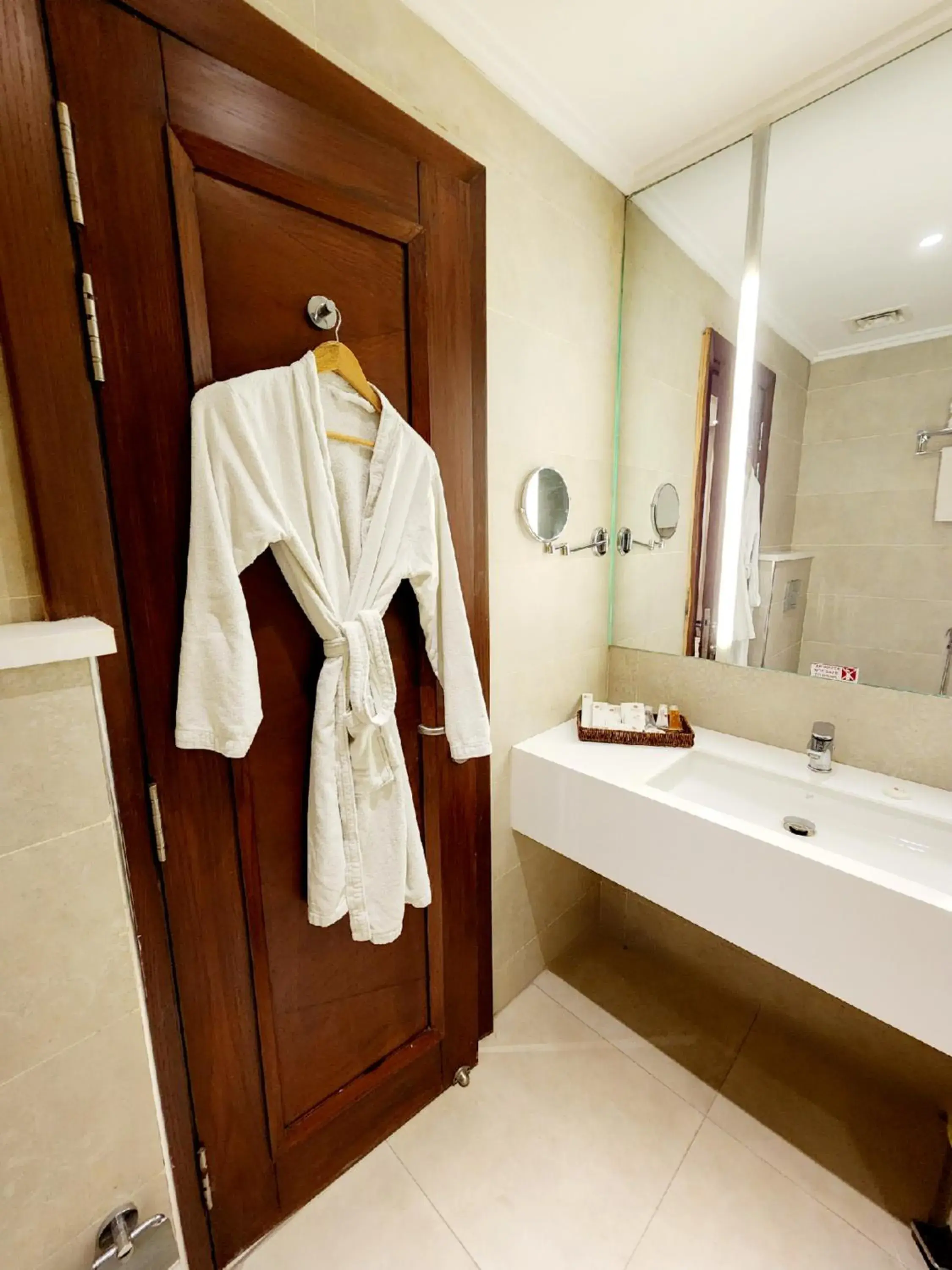 Bathroom in Best Western Premier Hotel Gulberg Lahore
