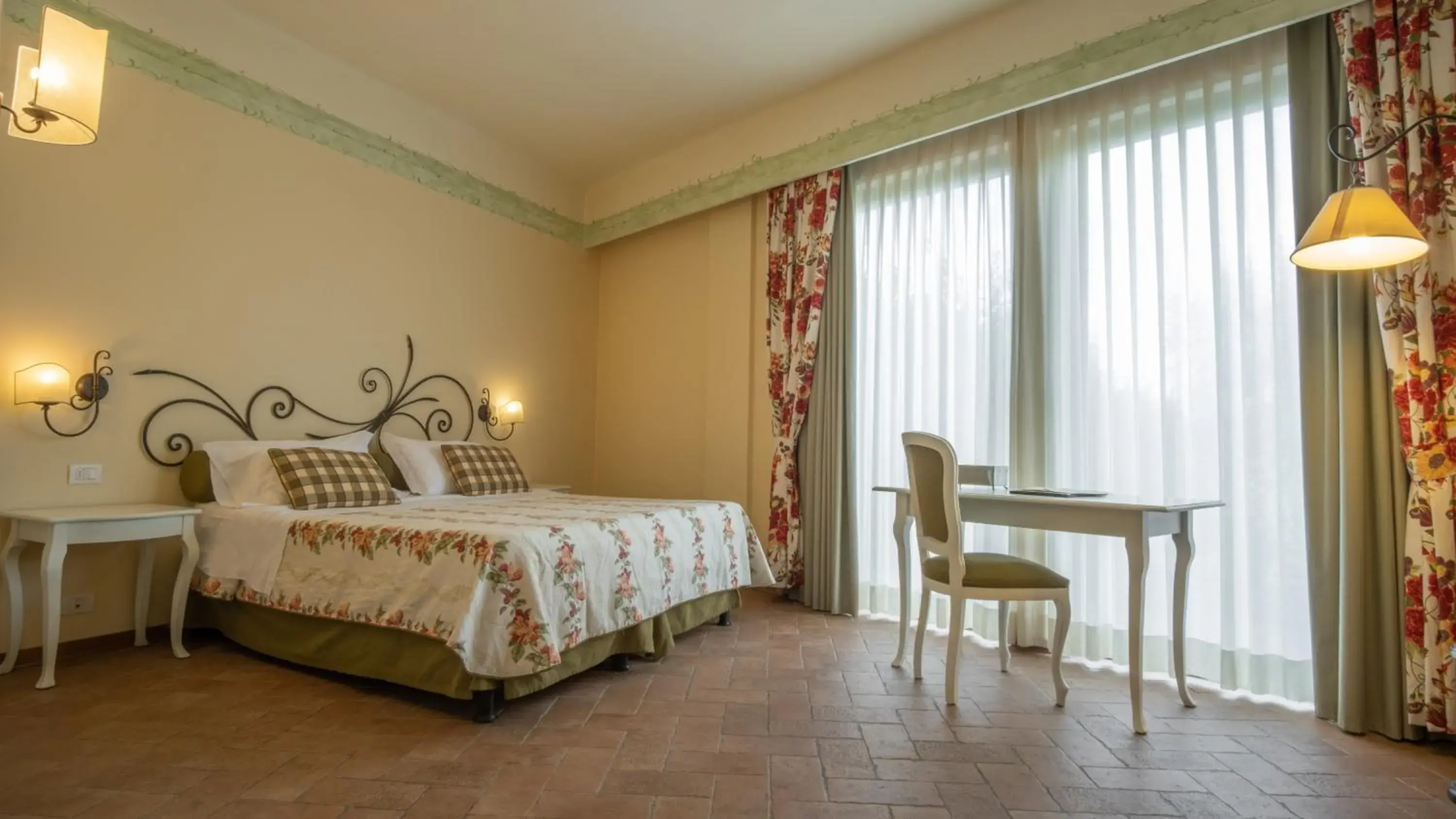 Photo of the whole room, Bed in Hotel Borgo Di Cortefreda