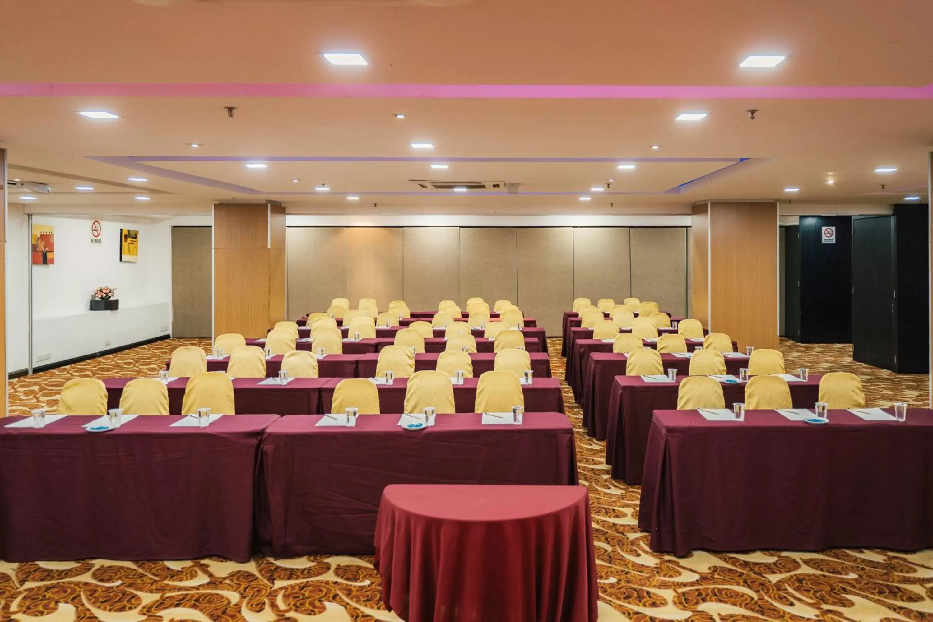 Meeting/conference room in Hotel Sentral Riverview Melaka