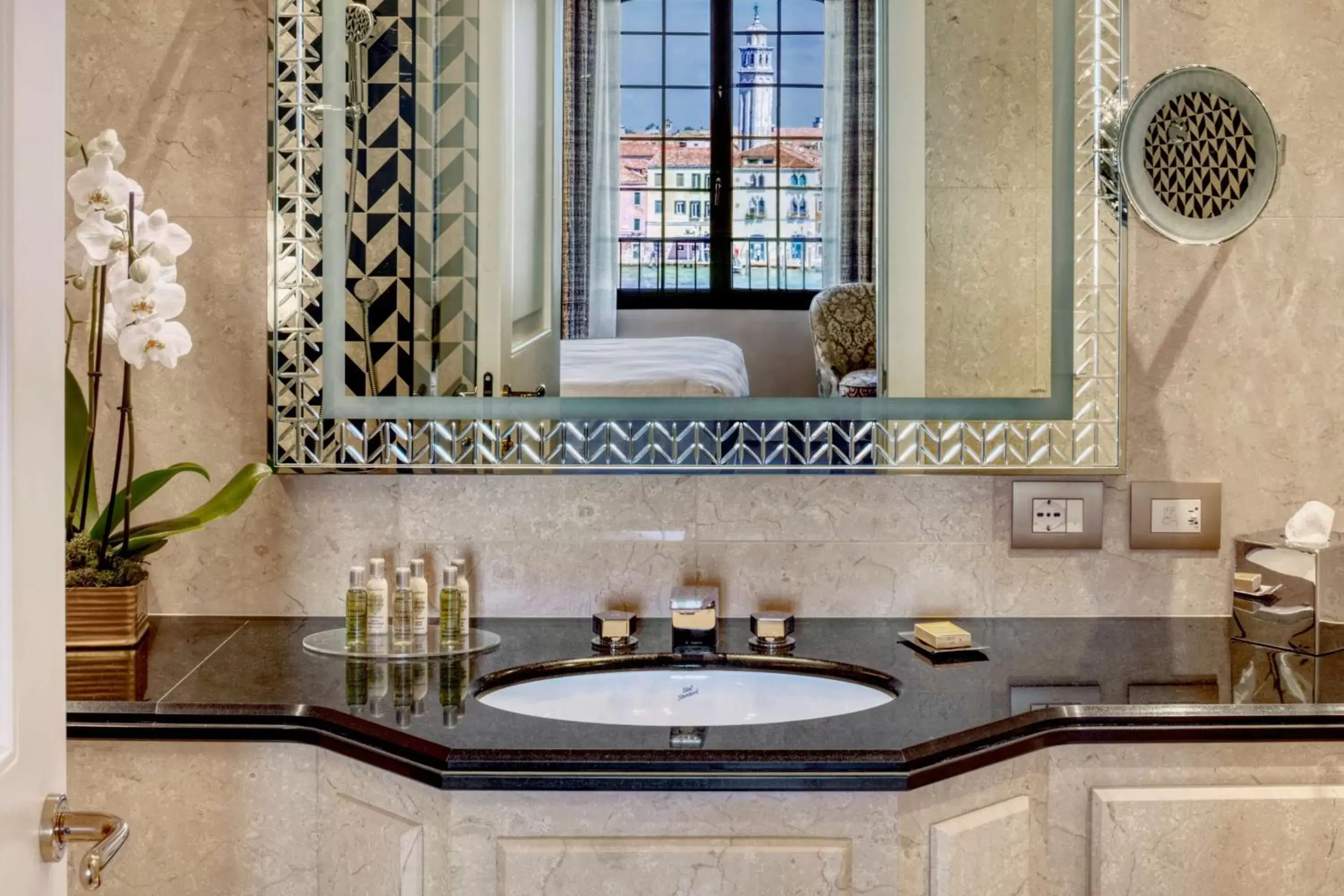 Bathroom in Hilton Molino Stucky Venice