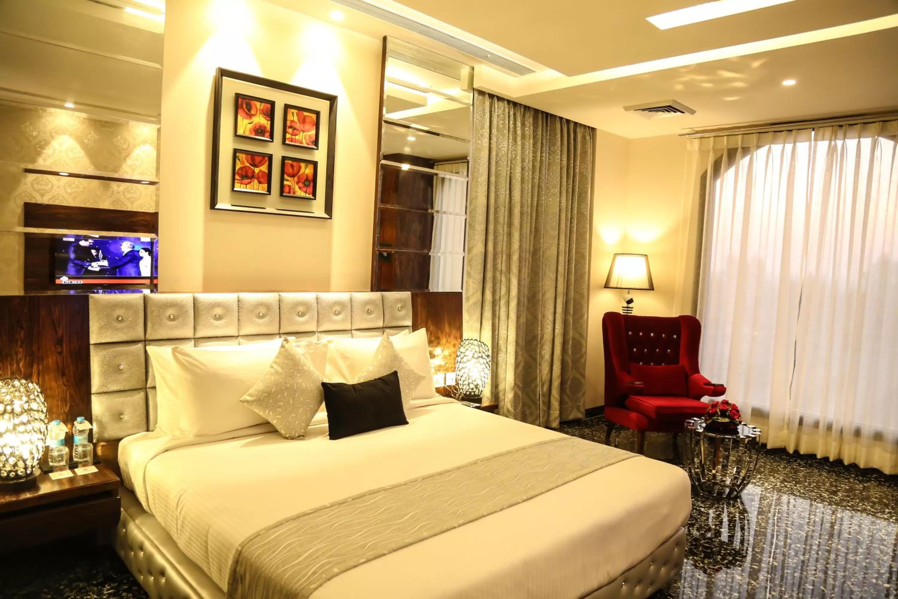 Photo of the whole room, Bed in The Vivaan Hotel & Resorts Karnal