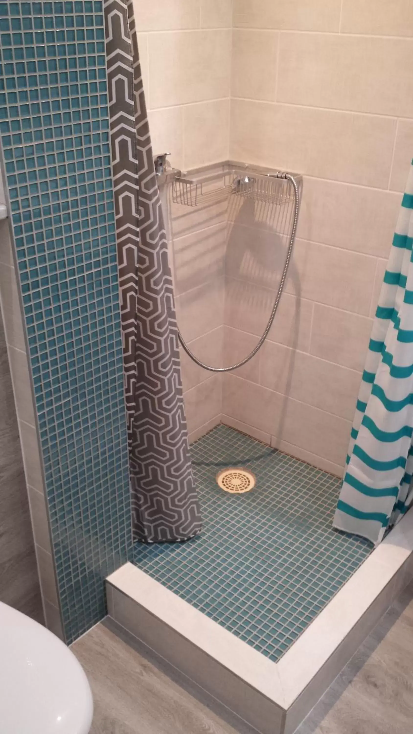 Shower, Bathroom in L'Abribis