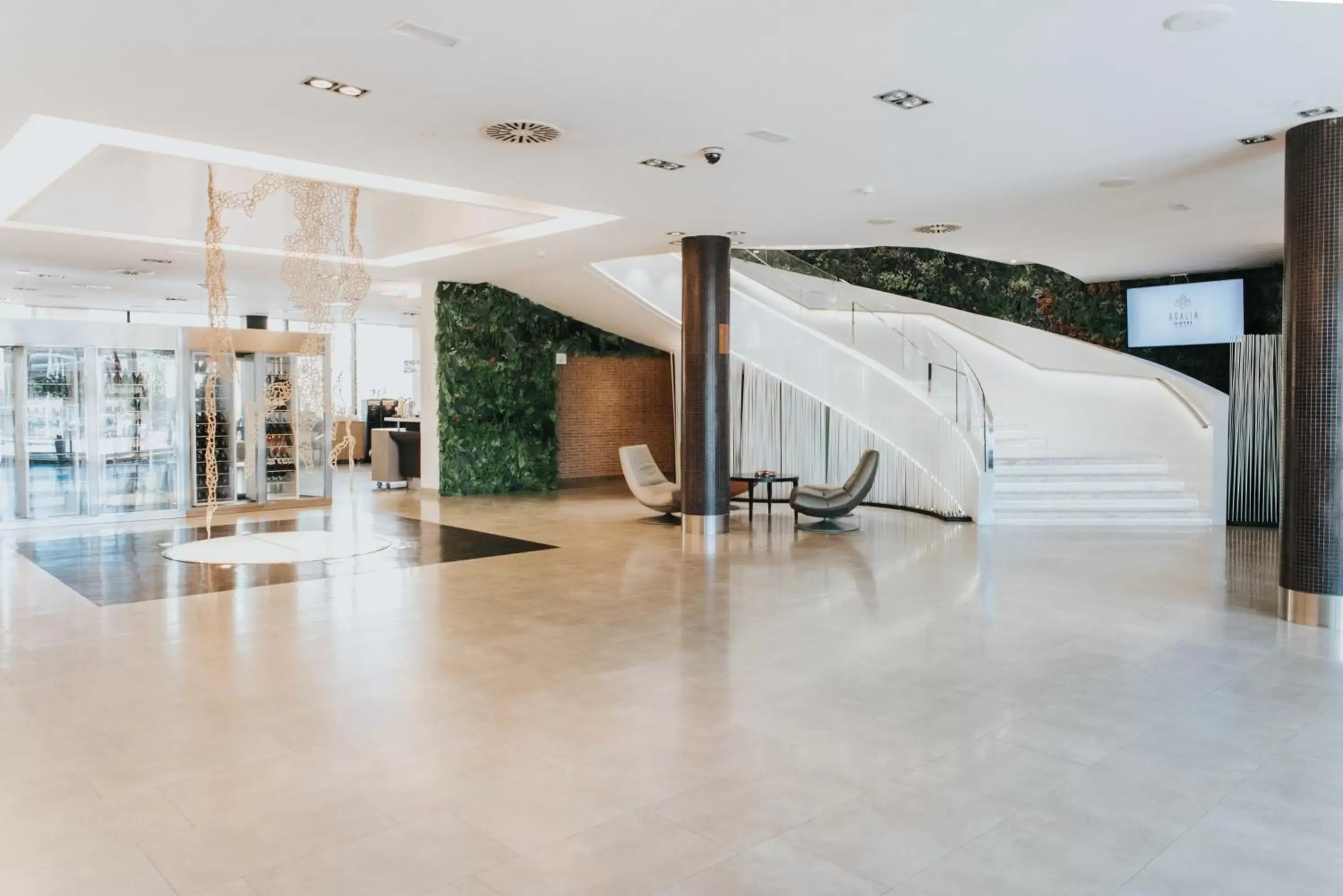 Lobby or reception in Occidental Murcia Agalia