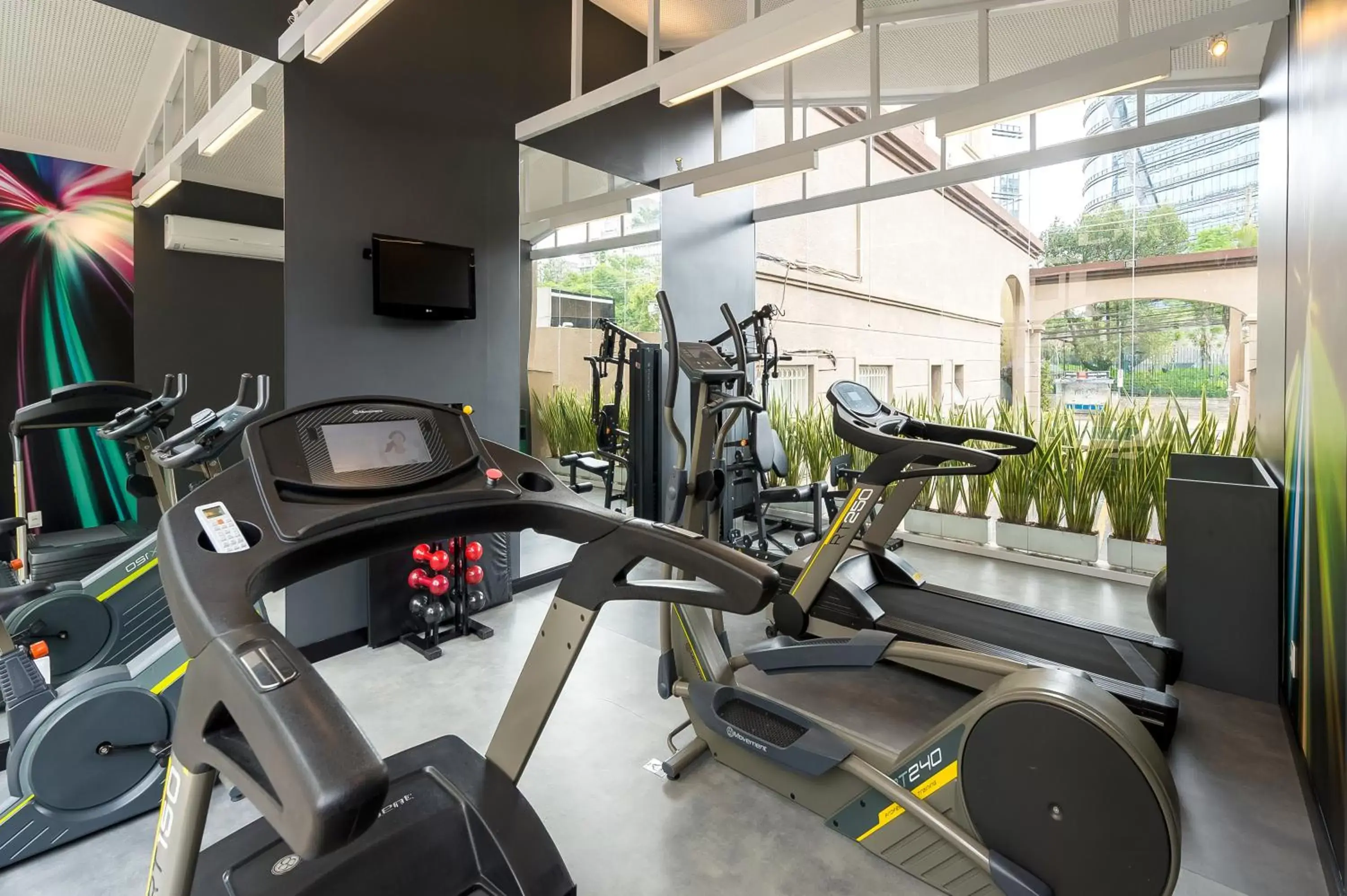 Property building, Fitness Center/Facilities in Mercure Sao Paulo JK