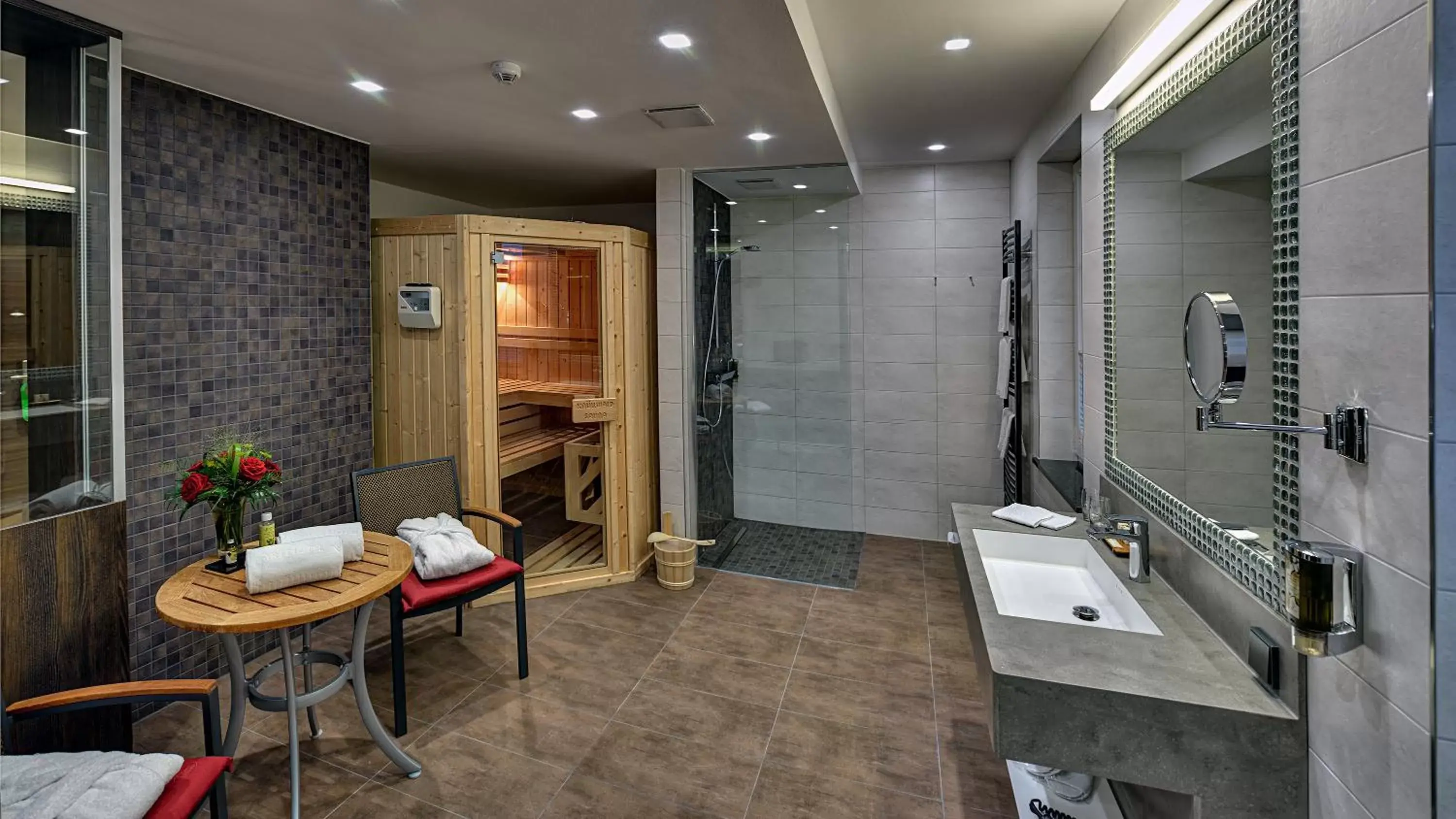 Deluxe Junior Suite in ARTHOTEL Kiebitzberg Deluxe Junior Suite in ARTHOTEL Kiebitzberg