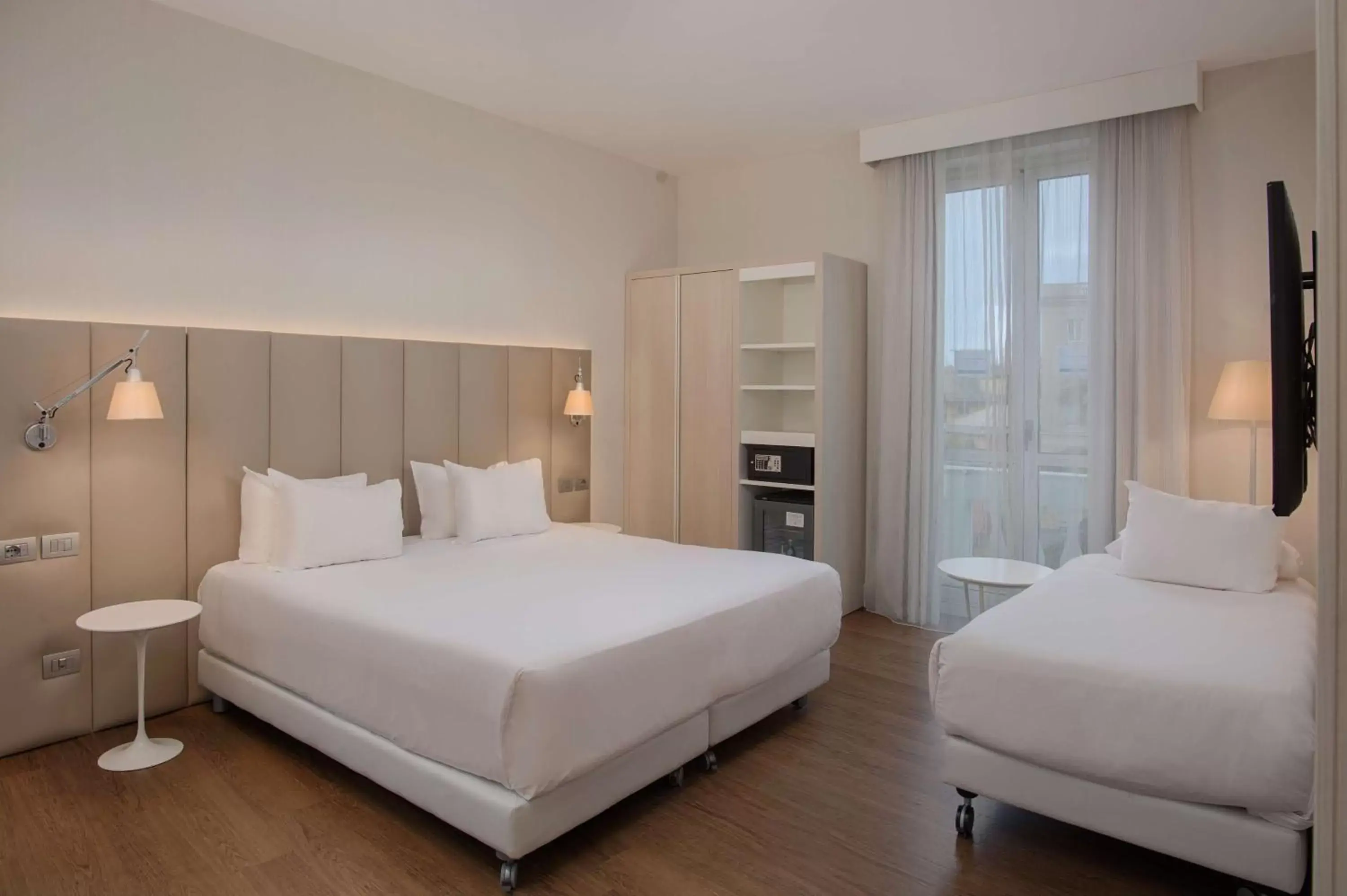 Bedroom, Bed in NH Genova Centro Bedroom, Bed in NH Genova Centro
