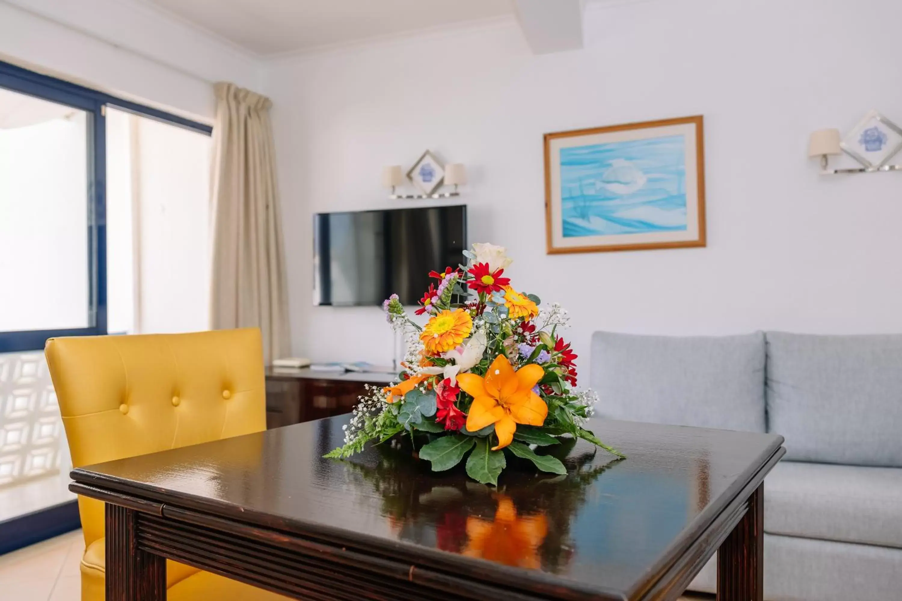 Bedroom, Dining Area in Grand Muthu Oura View Beach Club