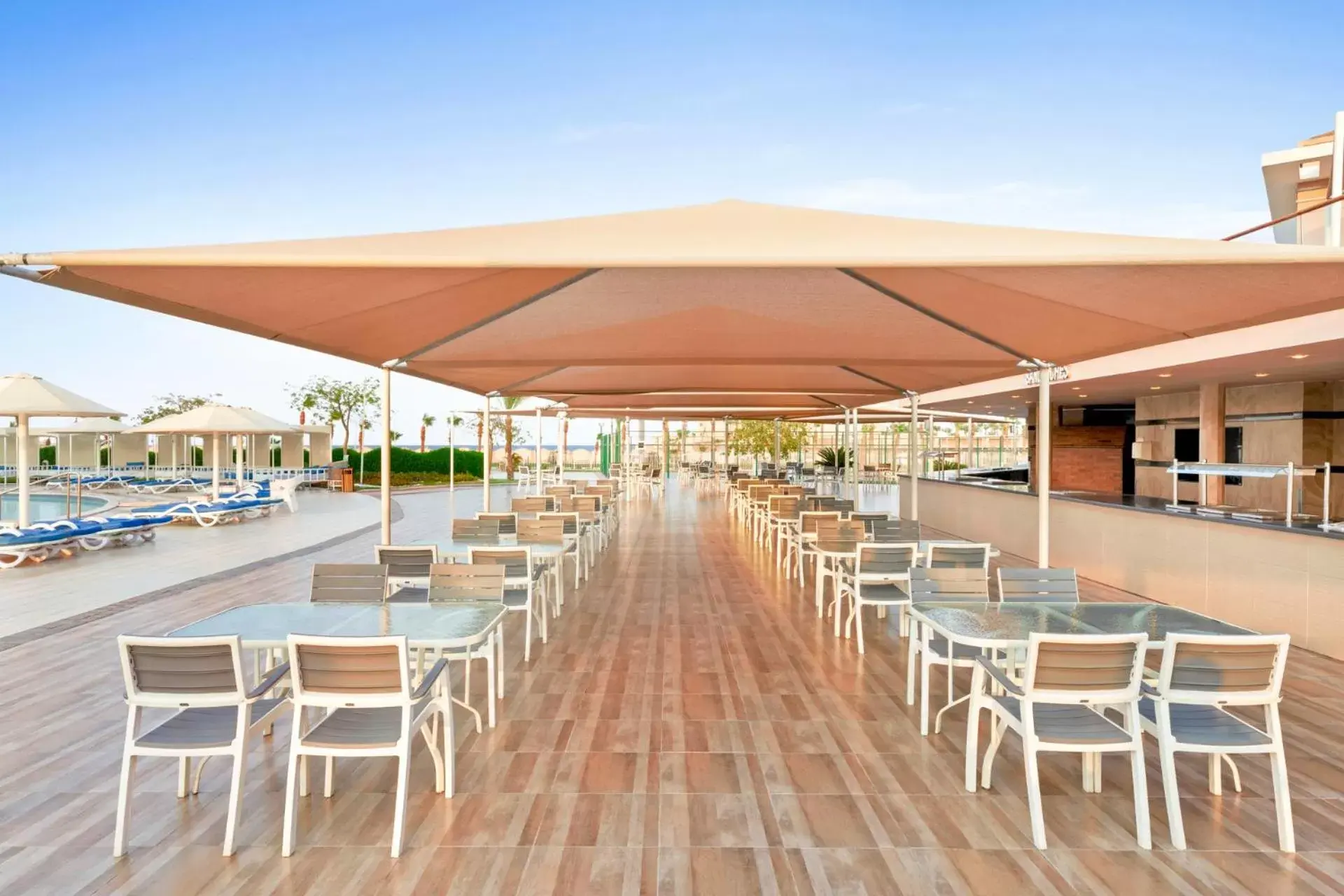 Restaurant/places to eat, Lounge/Bar in Pickalbatros Aqua Vista Resort - Hurghada