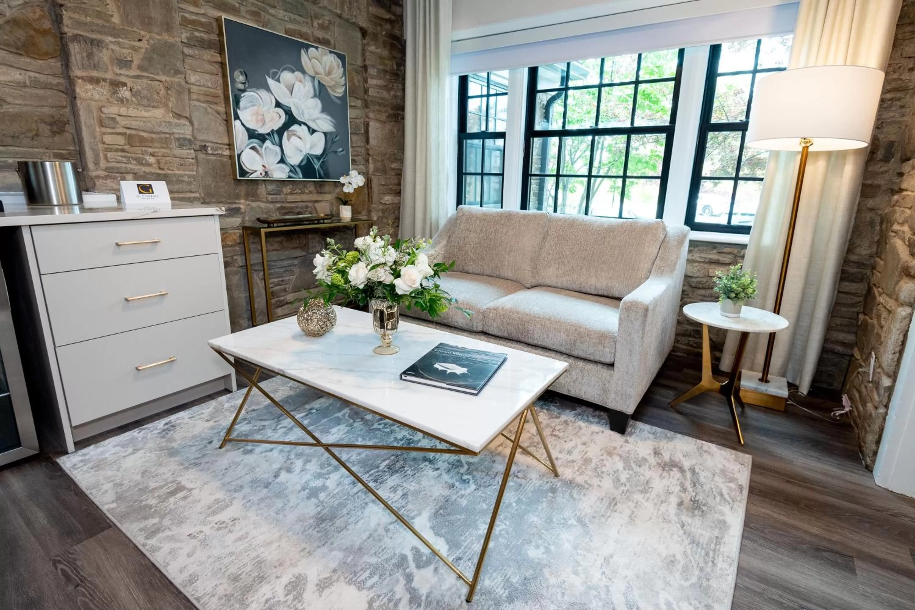 Living room in The Glenerin Inn