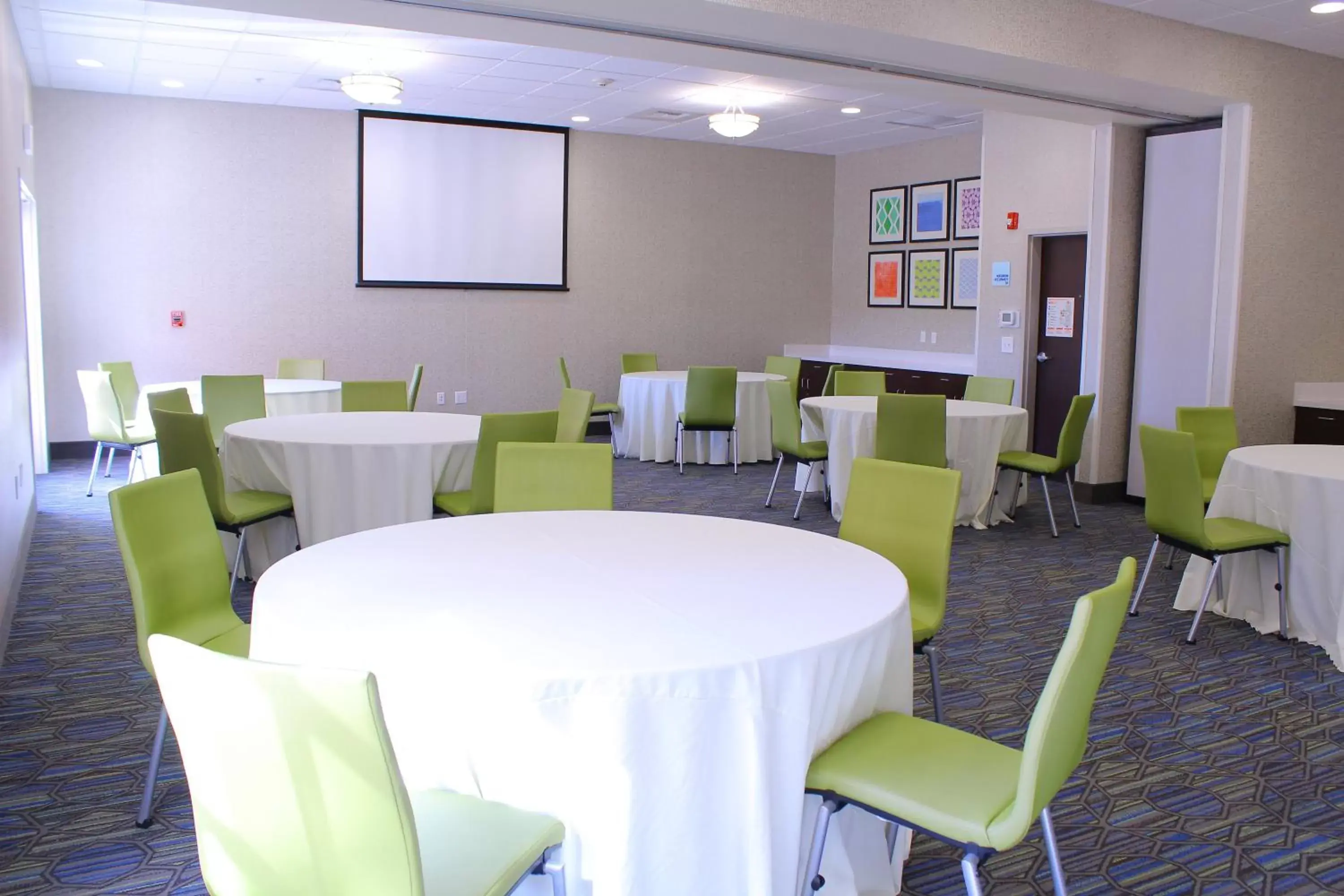 Meeting/conference room, Banquet Facilities in Holiday Inn Express Hotel & Suites Napa Valley-American Canyon, an IHG Hotel