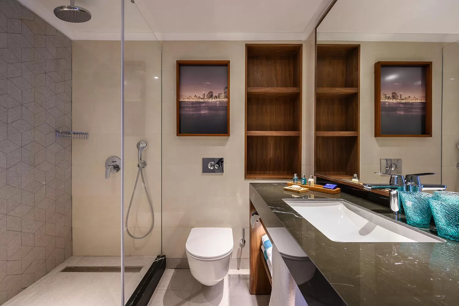 Bathroom in Sea Tower by Isrotel Design
