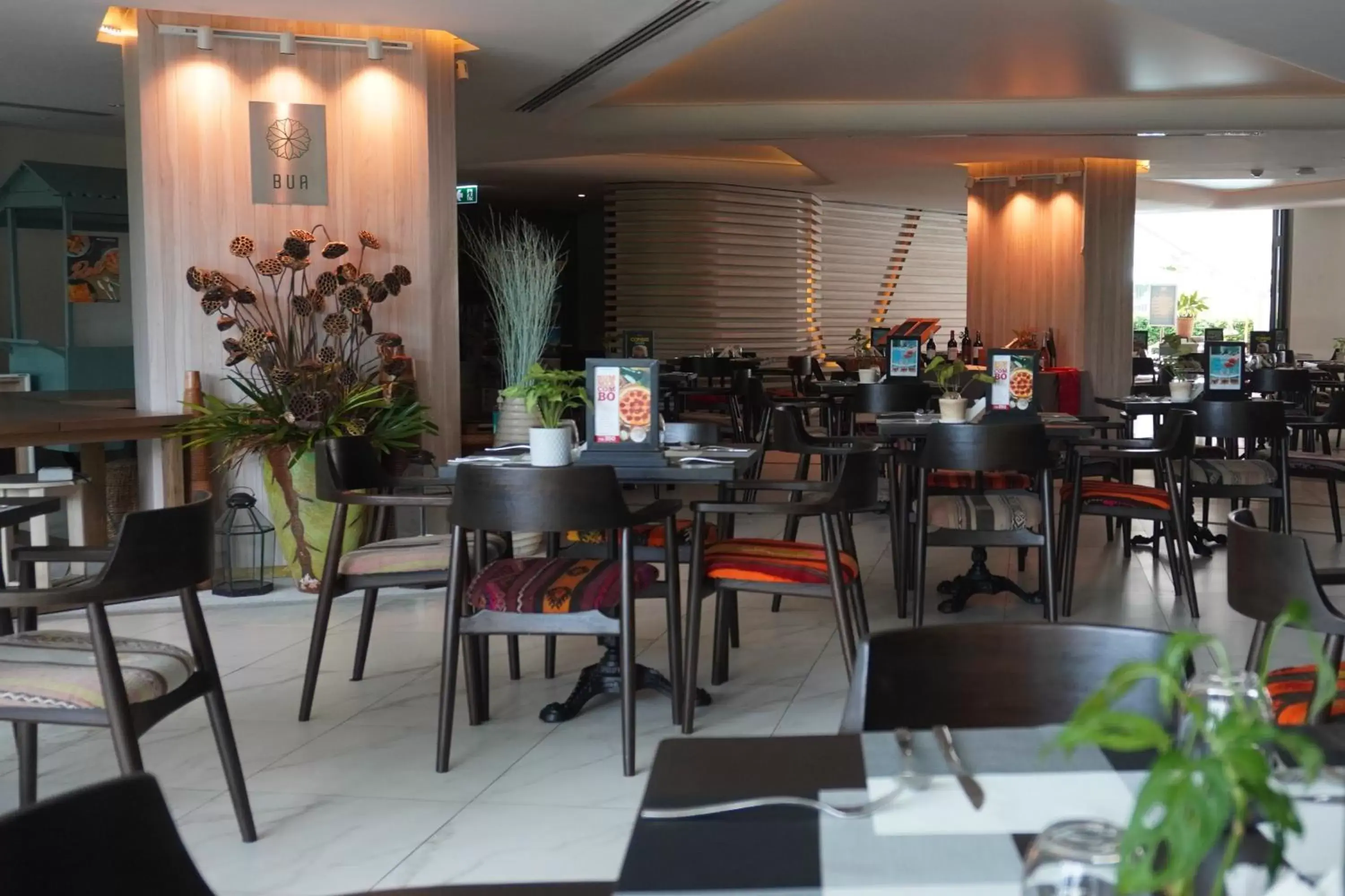 Restaurant/Places to Eat in Wyndham Grand Nai Harn Beach Phuket - SHA Extra Plus