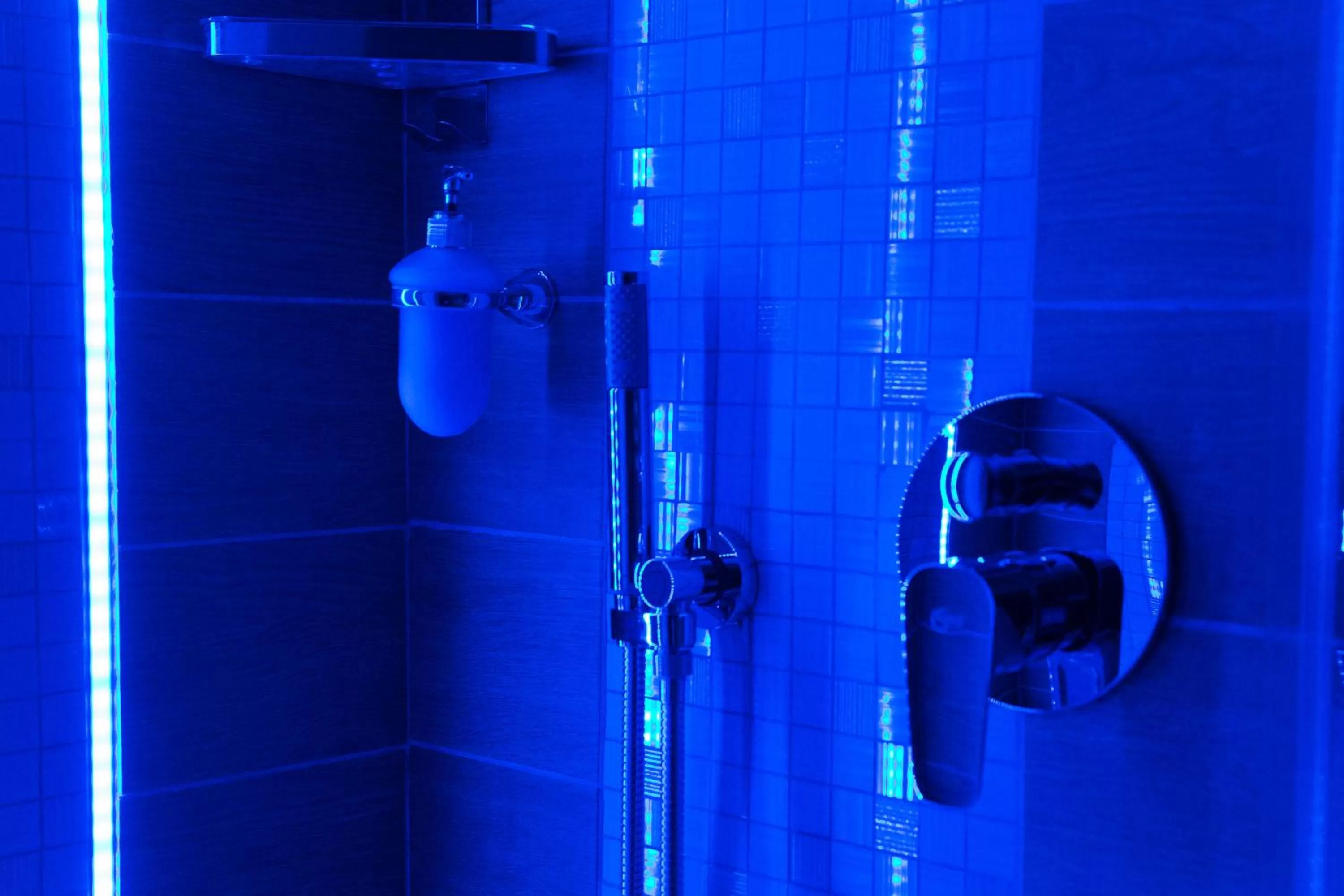 Shower in Affittacamere Serena