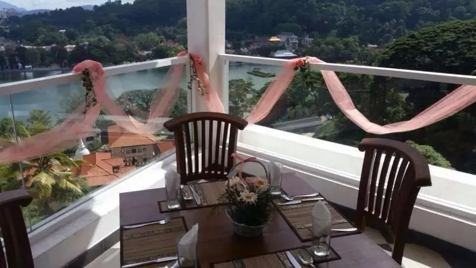 Balcony/Terrace in Kandy Supreme Hotel