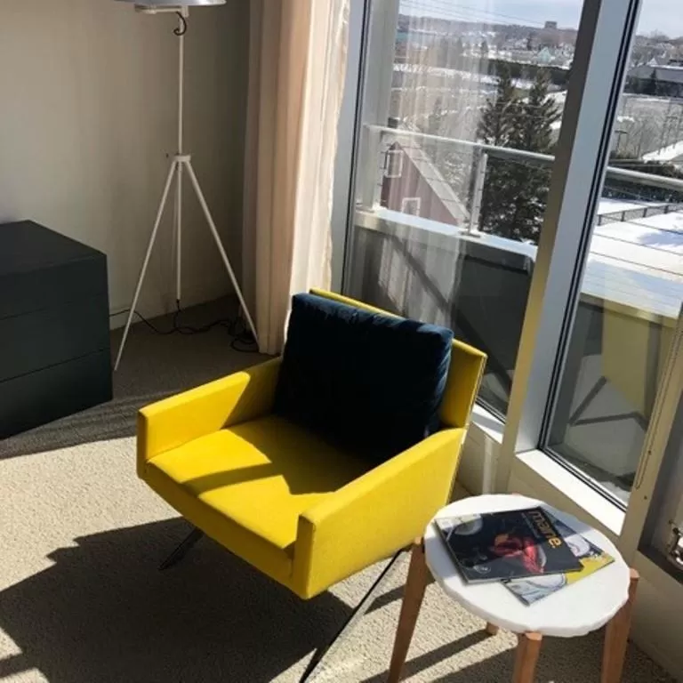 Decorative detail in 250 Main Hotel