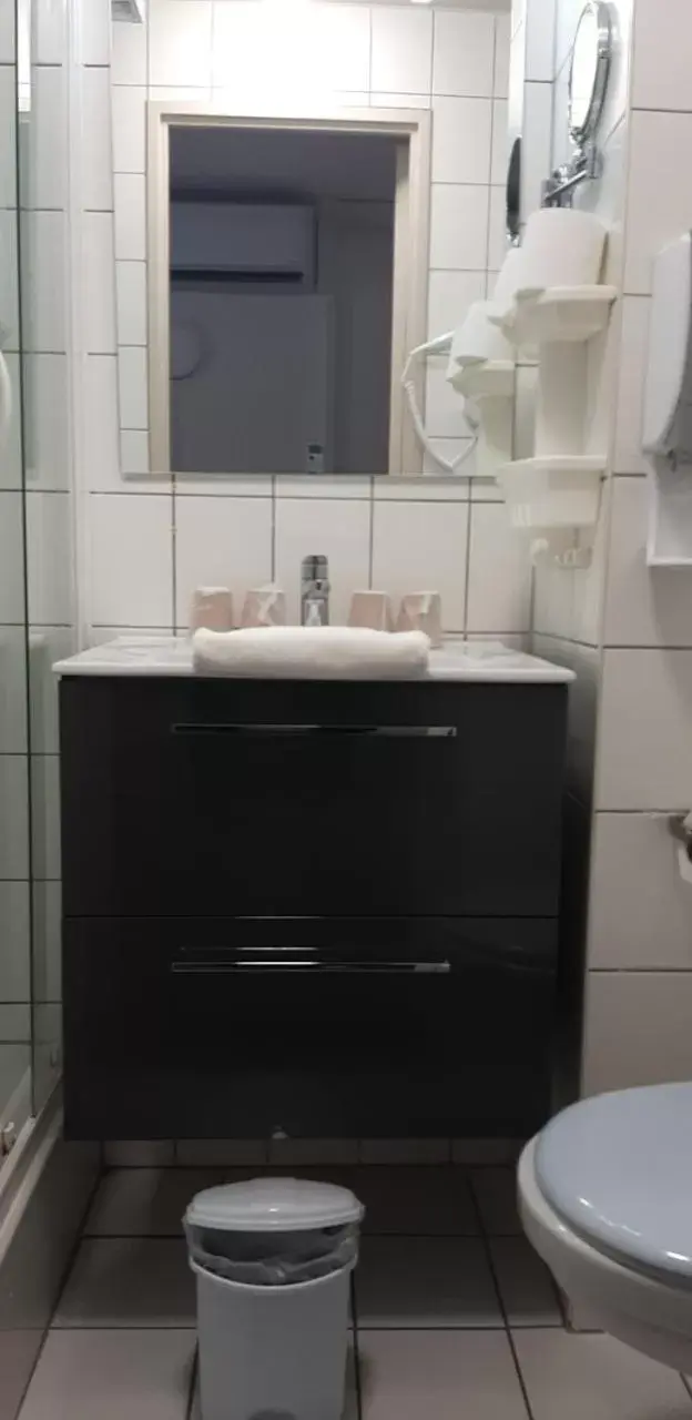 Bathroom in Hotel Primo Colmar Centre