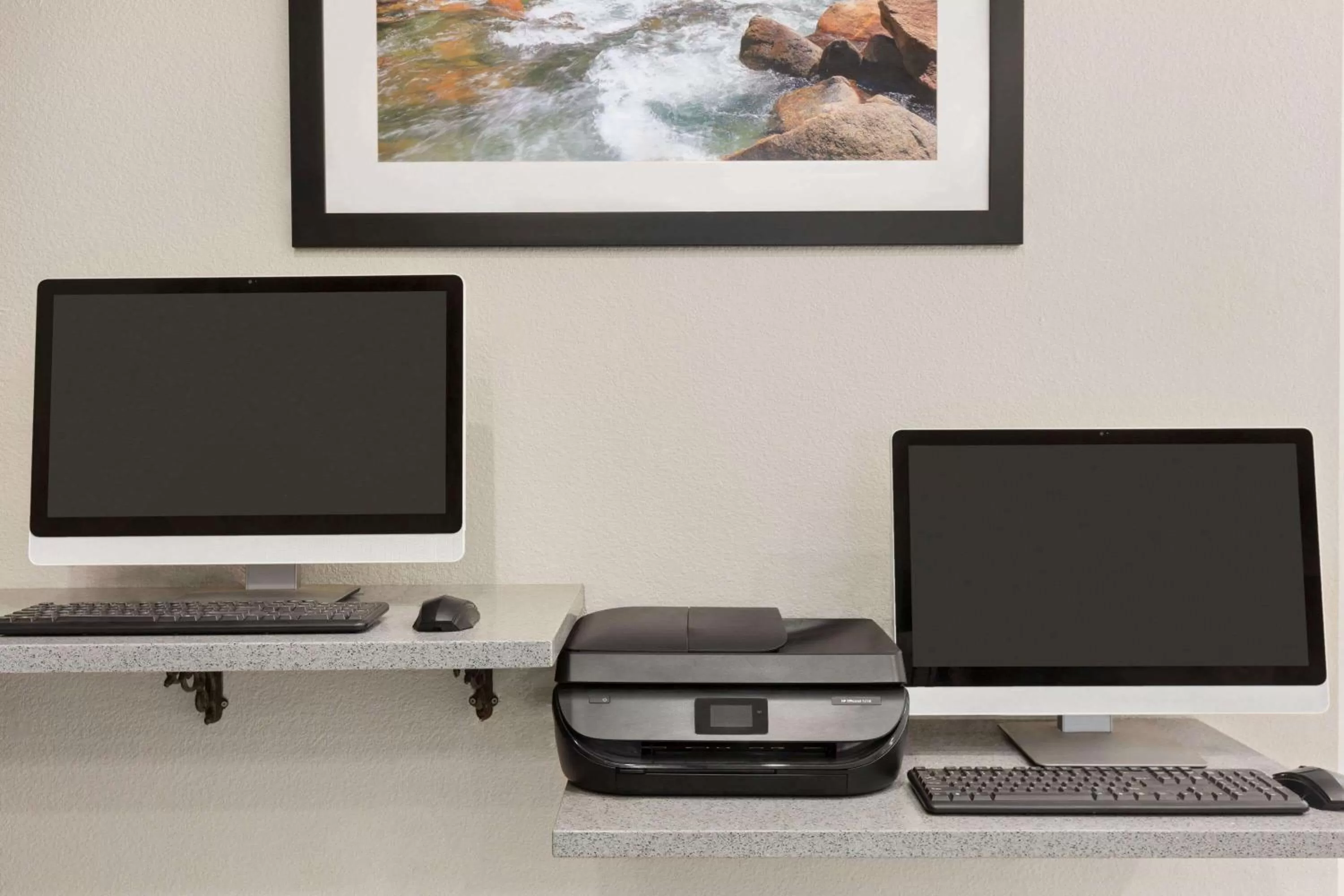 On site in La Quinta by Wyndham Fresno Northwest