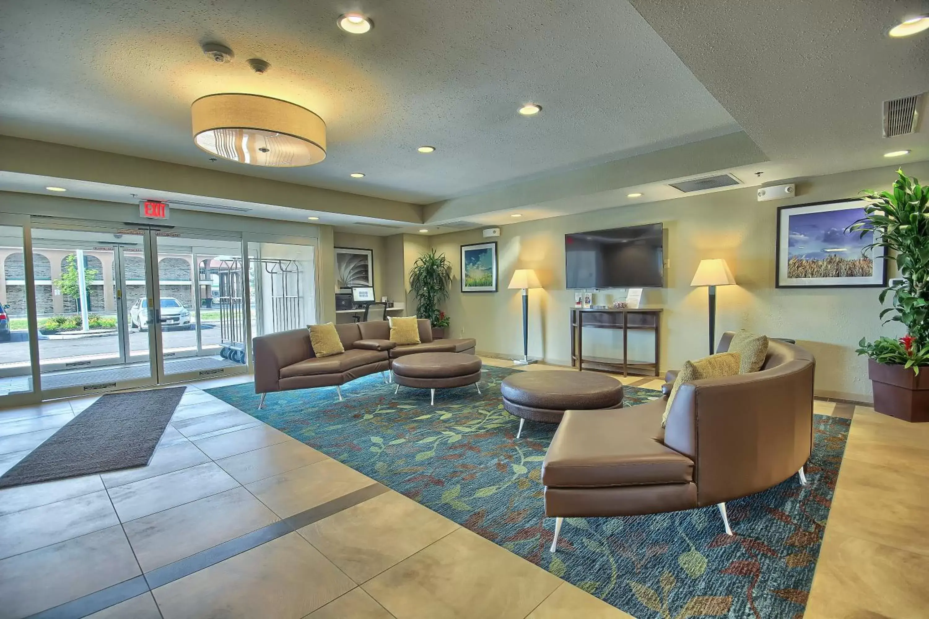 Property building, Lobby/Reception in Candlewood Suites Columbus - Grove City, an IHG Hotel