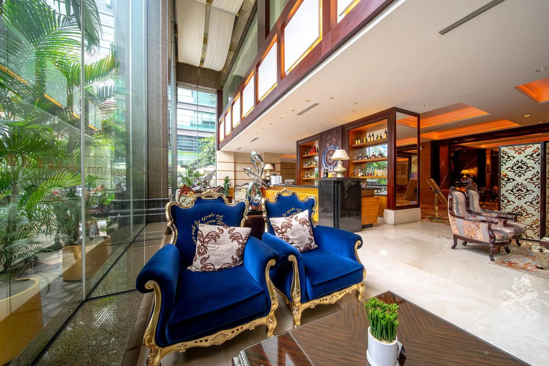 Lounge or bar in Grand International Hotel