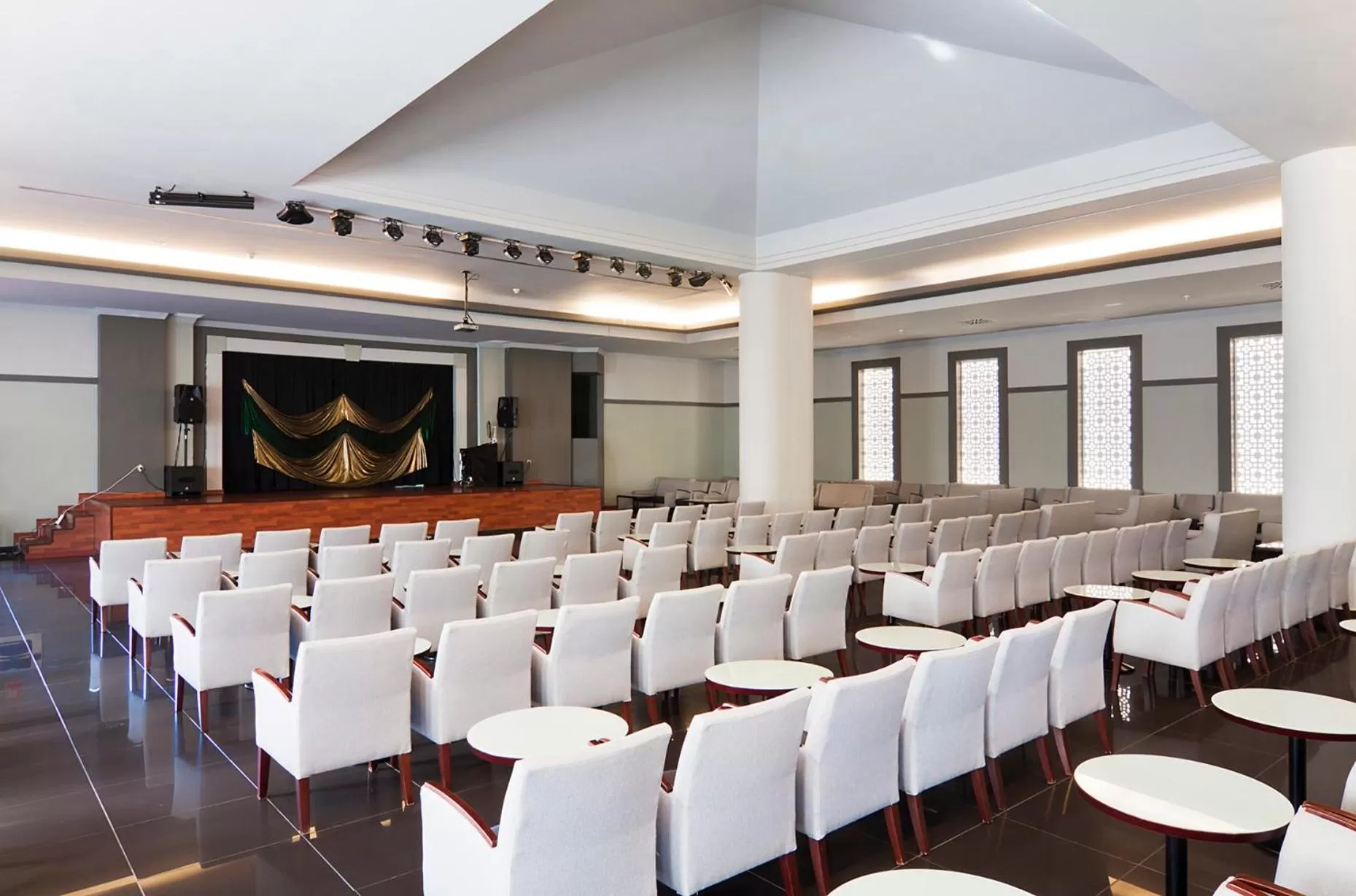 Area and facilities in Playacanela