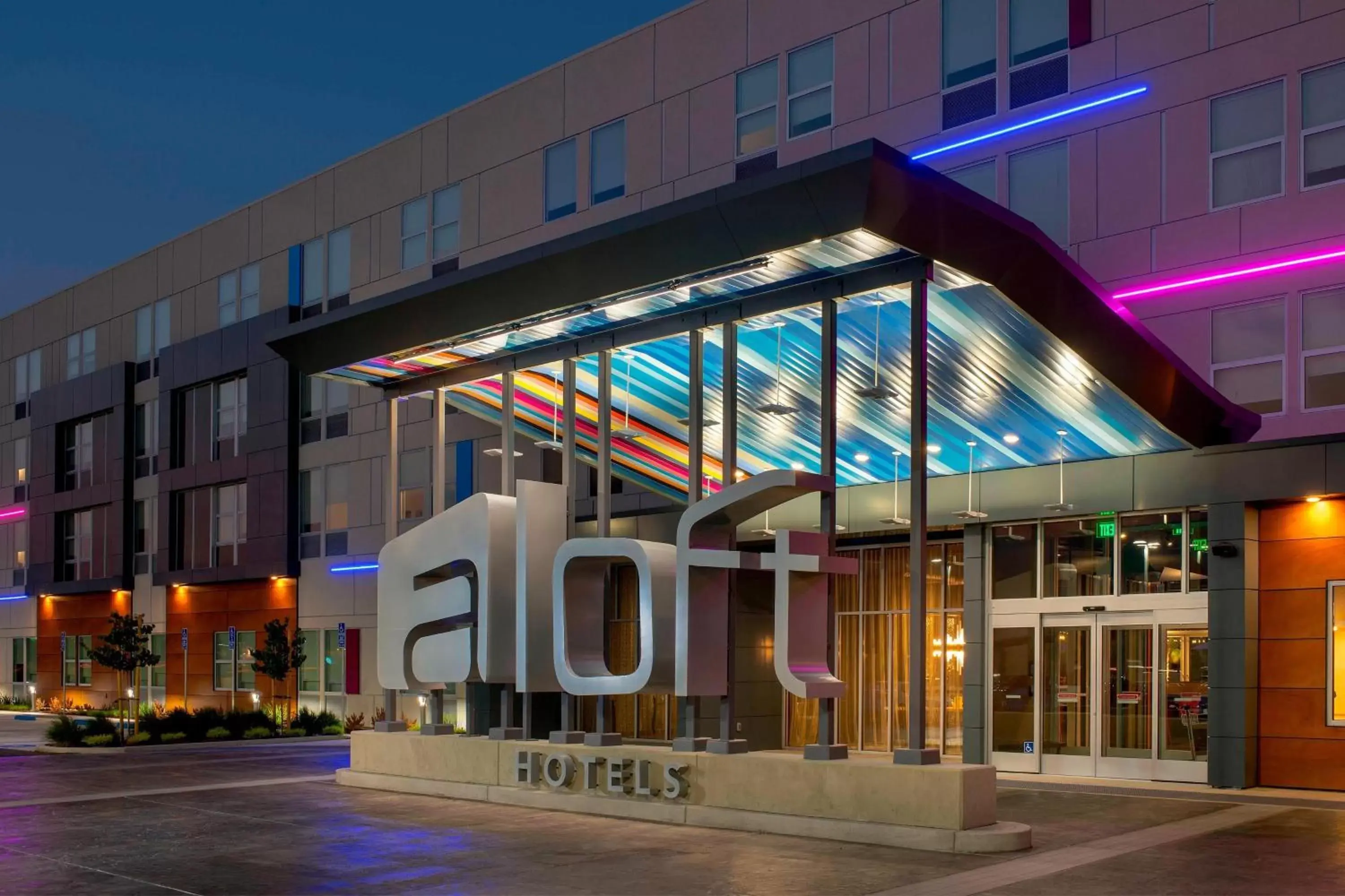 Property Building in Aloft Nashville Airport