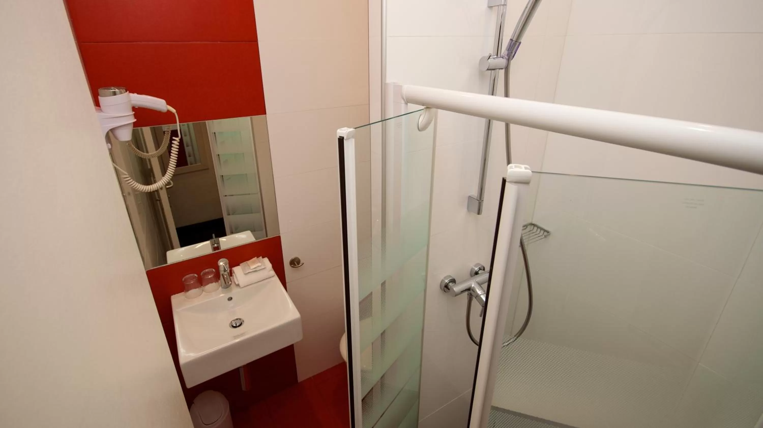 Bathroom in Boutique Hôtel Azur